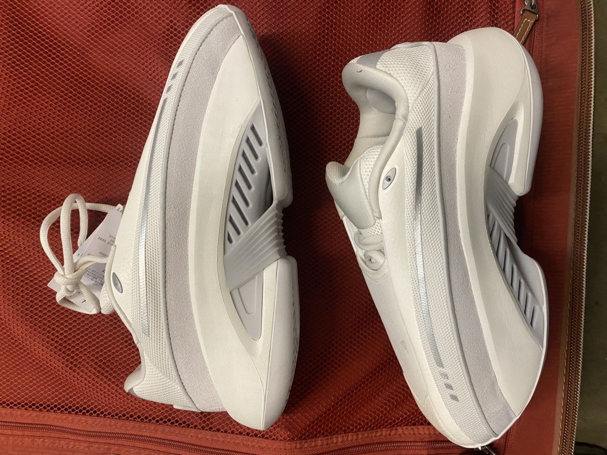 Adidas Adidas Mad Iinfinity Size US 7.5 / EU 40-41 - 1 Thumbnail