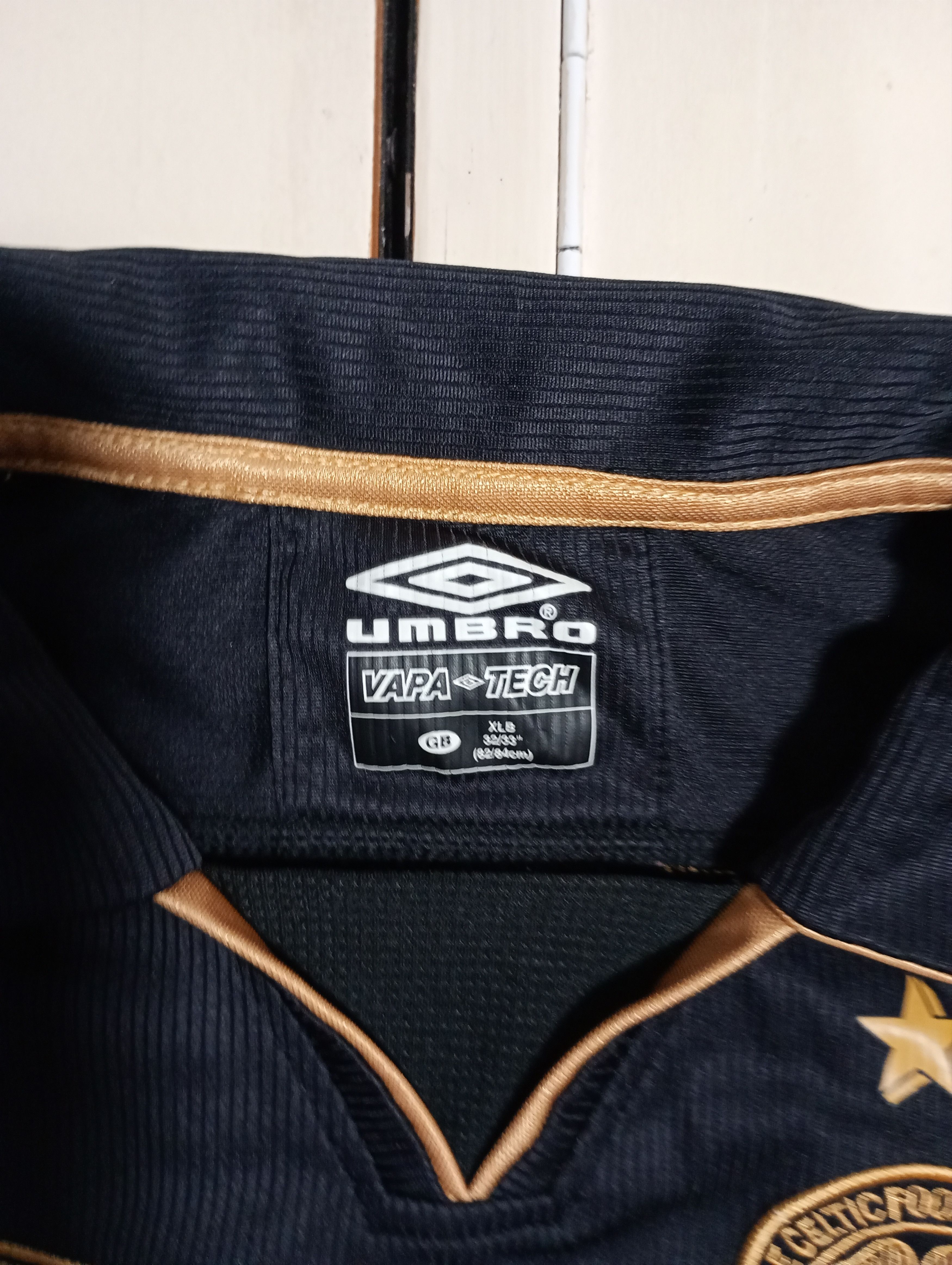 Umbro Umbro Celtic FC Away Jersey 2003-2004 size Junior XL Size US S / EU 44-46 / 1 - 9 Thumbnail