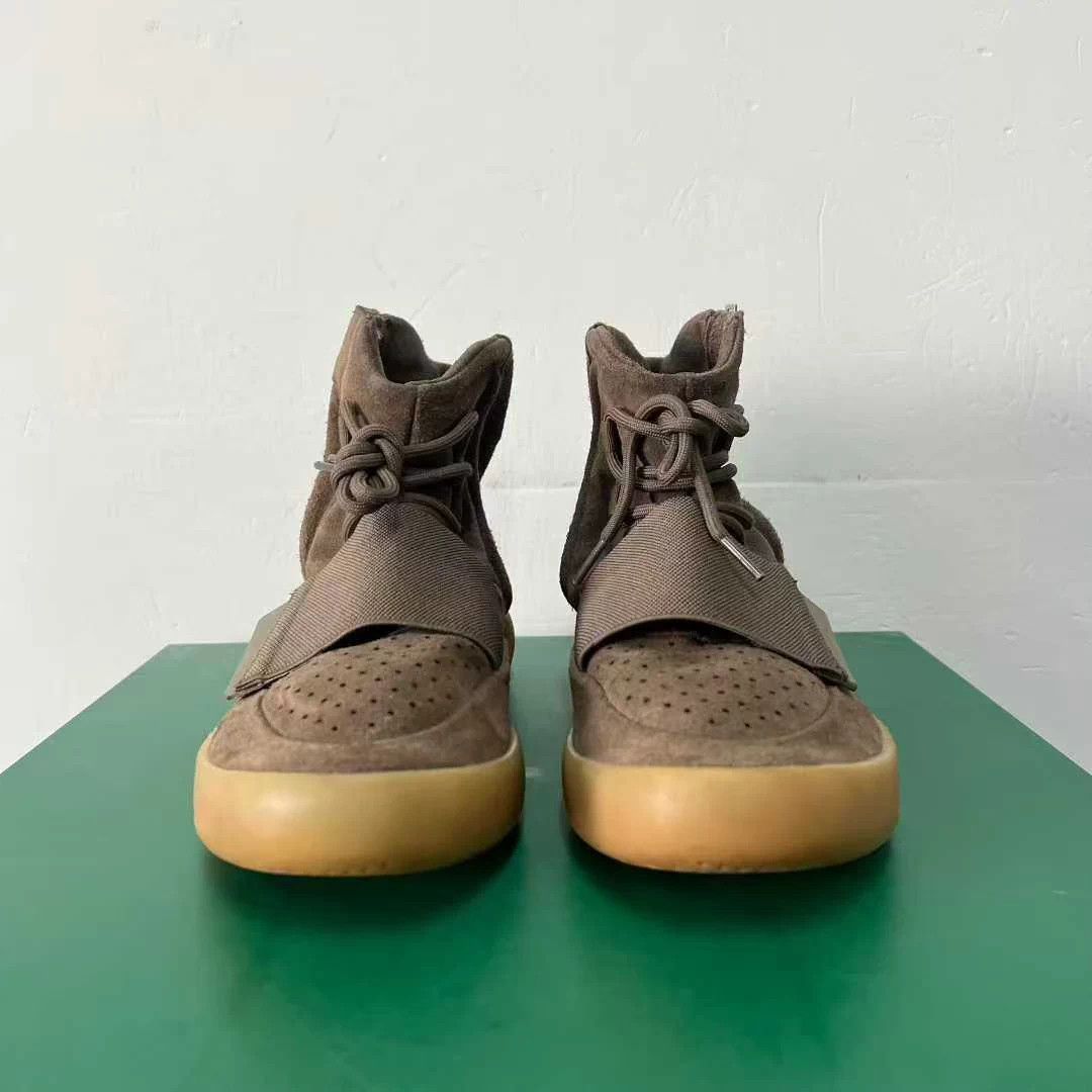 Adidas Yeezy 750 Chocolate 43 Size US 10 / EU 43 - 2 Thumbnail