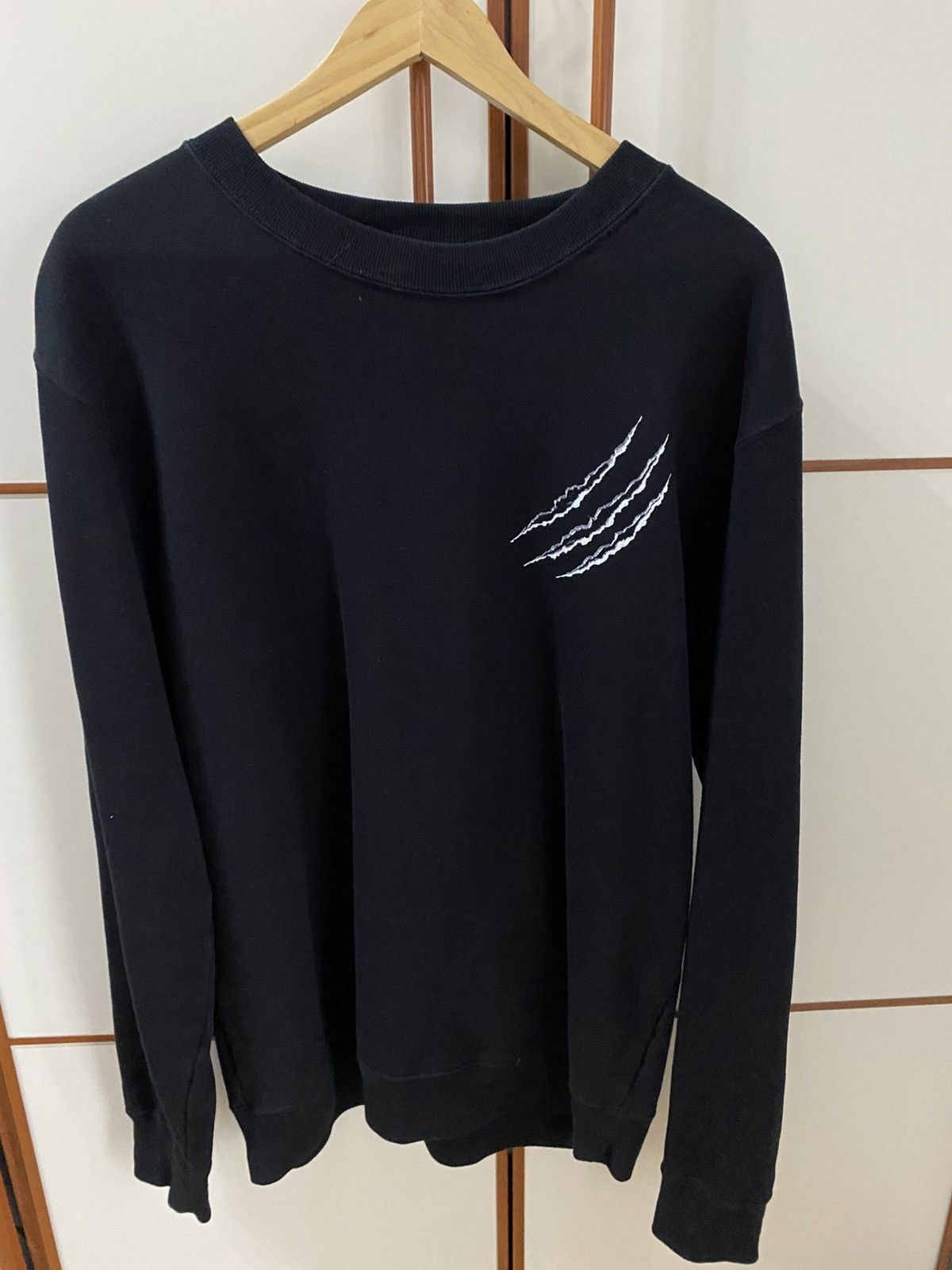 Marcelo Burlon Marcelo Burlon cinematic crewneck, size M/48, never worn Size US M / EU 48-50 / 2 - 2 Thumbnail