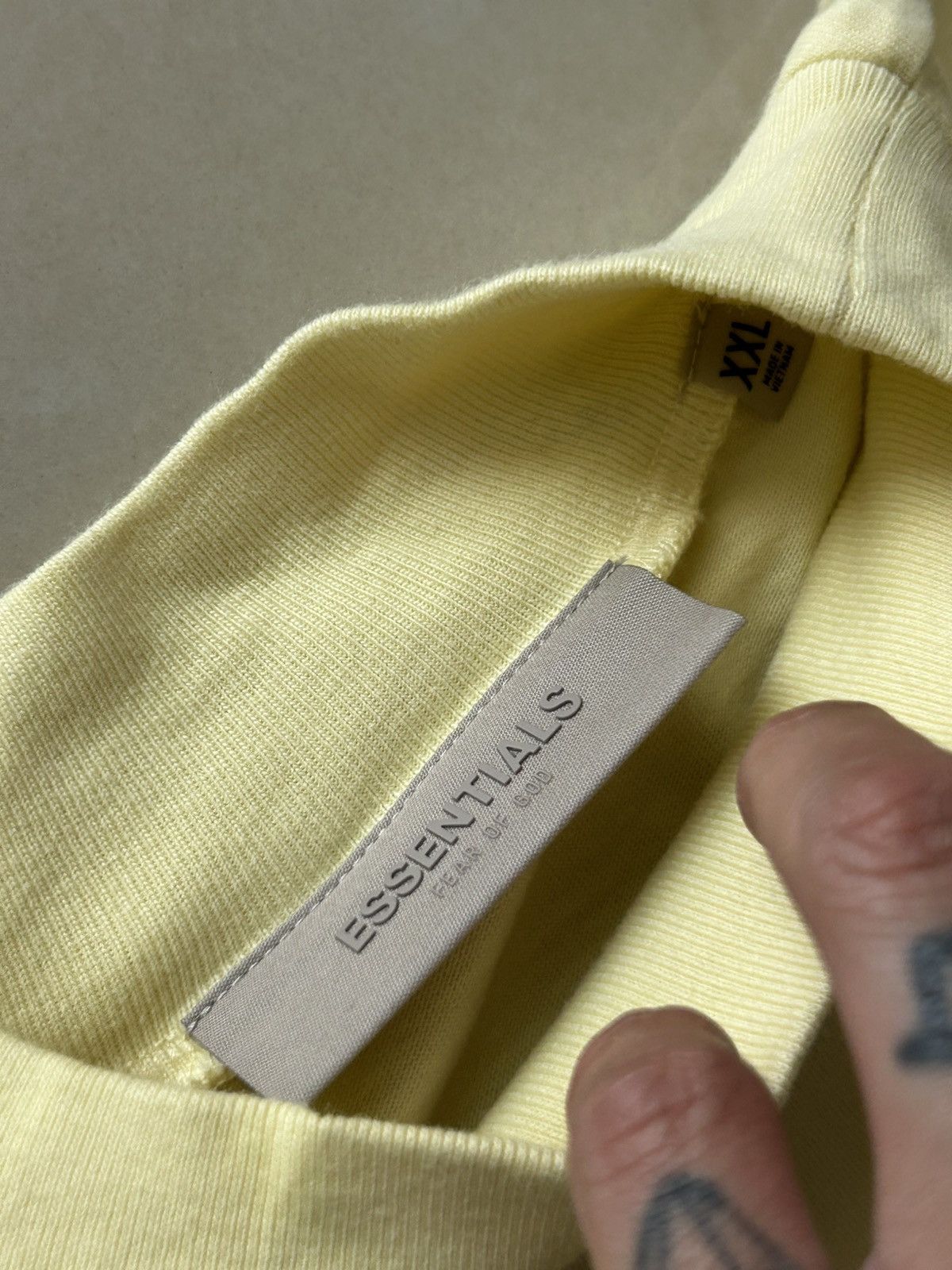 Essentials Fear Of God Canary Mockneck Long Sleeve Size US XXL / EU 58 / 5 - 3 Thumbnail