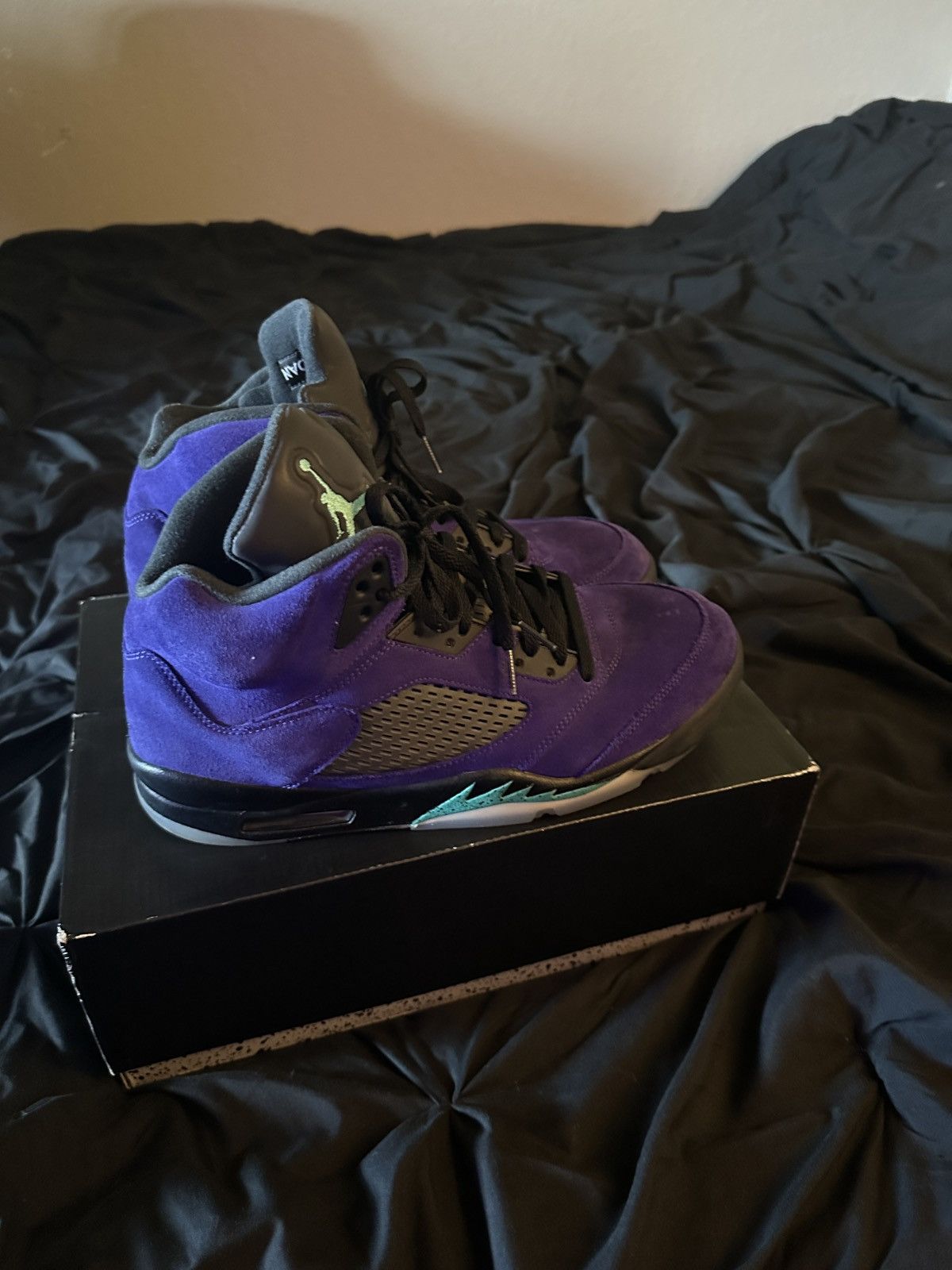 Jordan Brand Air jordan 5 alternate grape Size US 12 / EU 45 - 6 Thumbnail