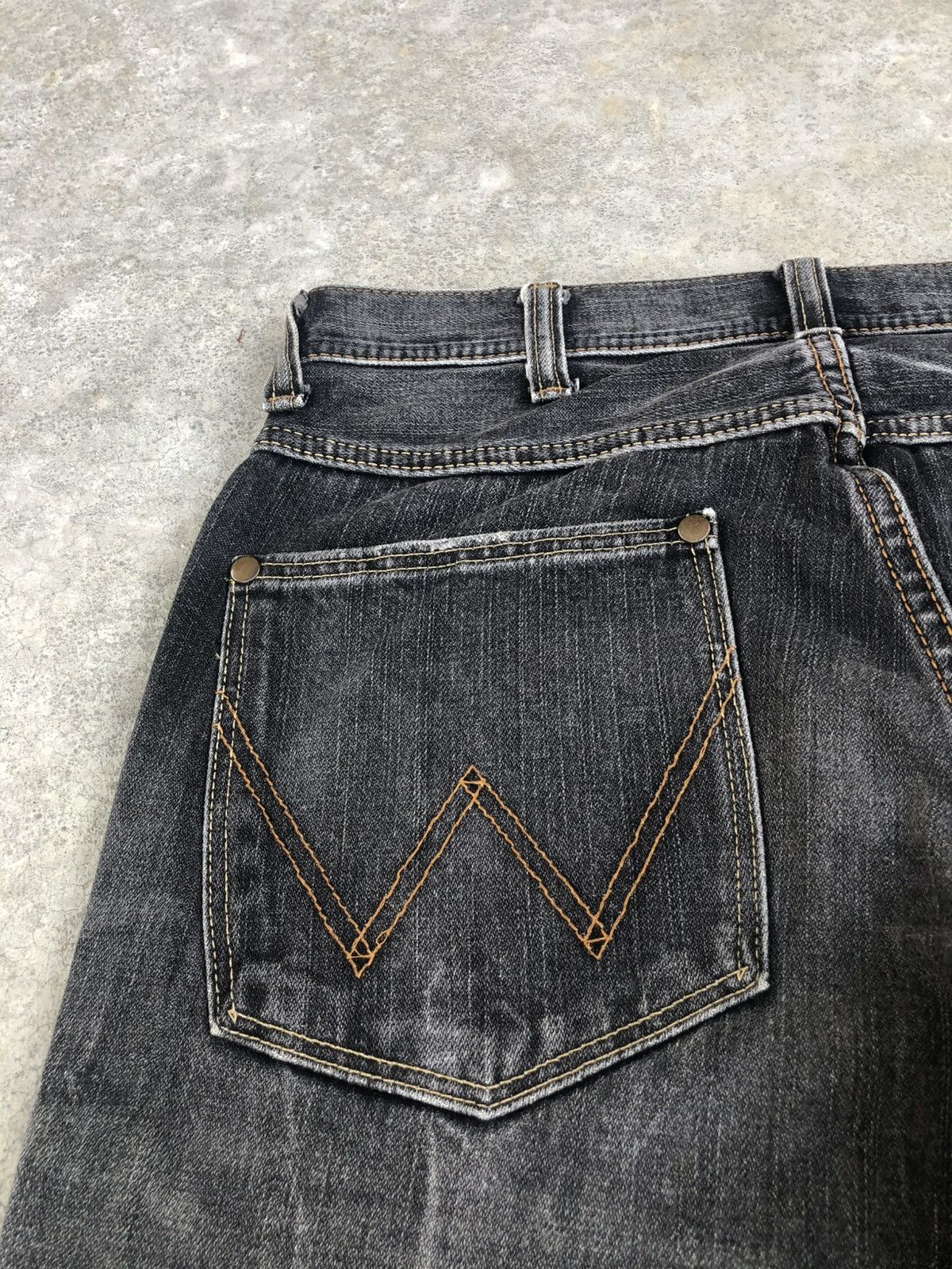If Six Was Nine Japanese Wrangler Flared Jeans Distressed Size US 30 / EU 46 - 17 Thumbnail