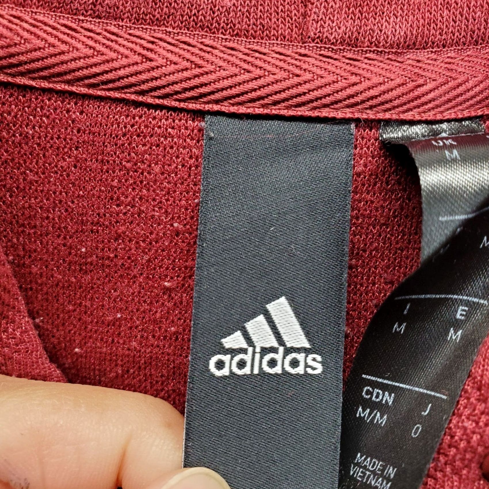 Adidas Adidas Hoodie Mens M Dark Red Embossed 3 Stripes Long Sleeve Pullover Shirt Womens? Size US M / EU 48-50 / 2 - 5 Thumbnail