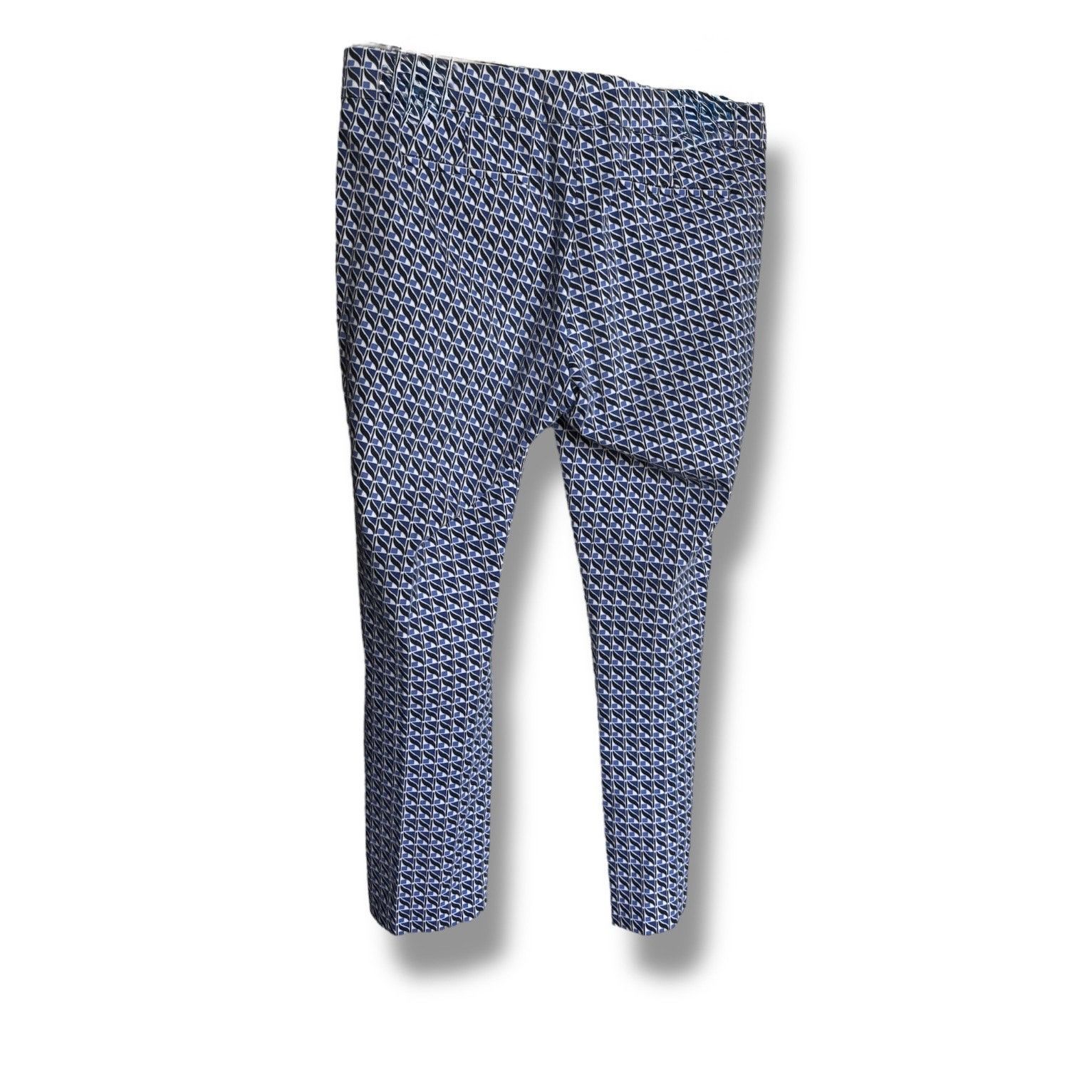 J.Crew J.Crew Campbell Capri Pants Sz 6 Blue White Print Size 28" / US 6 / IT 42 - 4 Thumbnail
