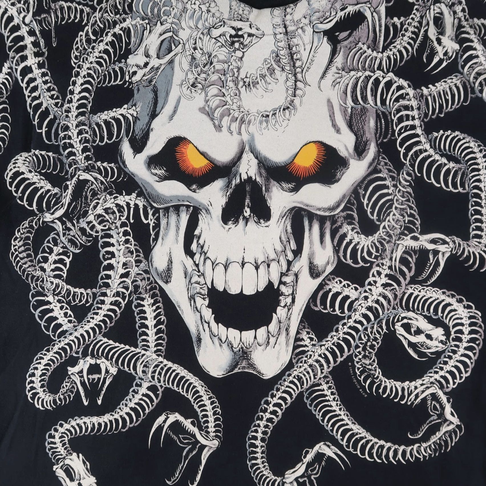 Liquid Blue VINTAGE Liquid Blue T-Shirt Men 2XL Black 90s Skull Snake Medusa Graphic 1993 Size US XXL / EU 58 / 5 - 4 Thumbnail