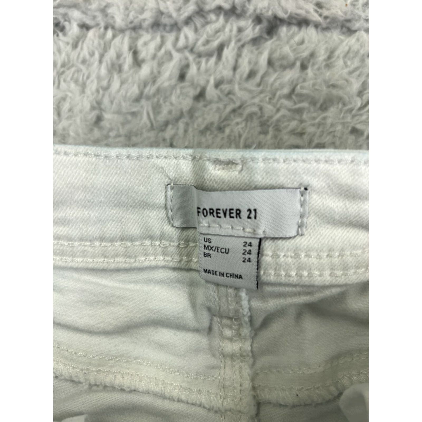 Forever 21 Forever 21 Jeans Womens 24 Blue Denim Flared Distressed Raw Hem 22x30 Pants Regular Jeans Womens Blue 90s Western Fashion Size 42" / US 20 - 6 Thumbnail