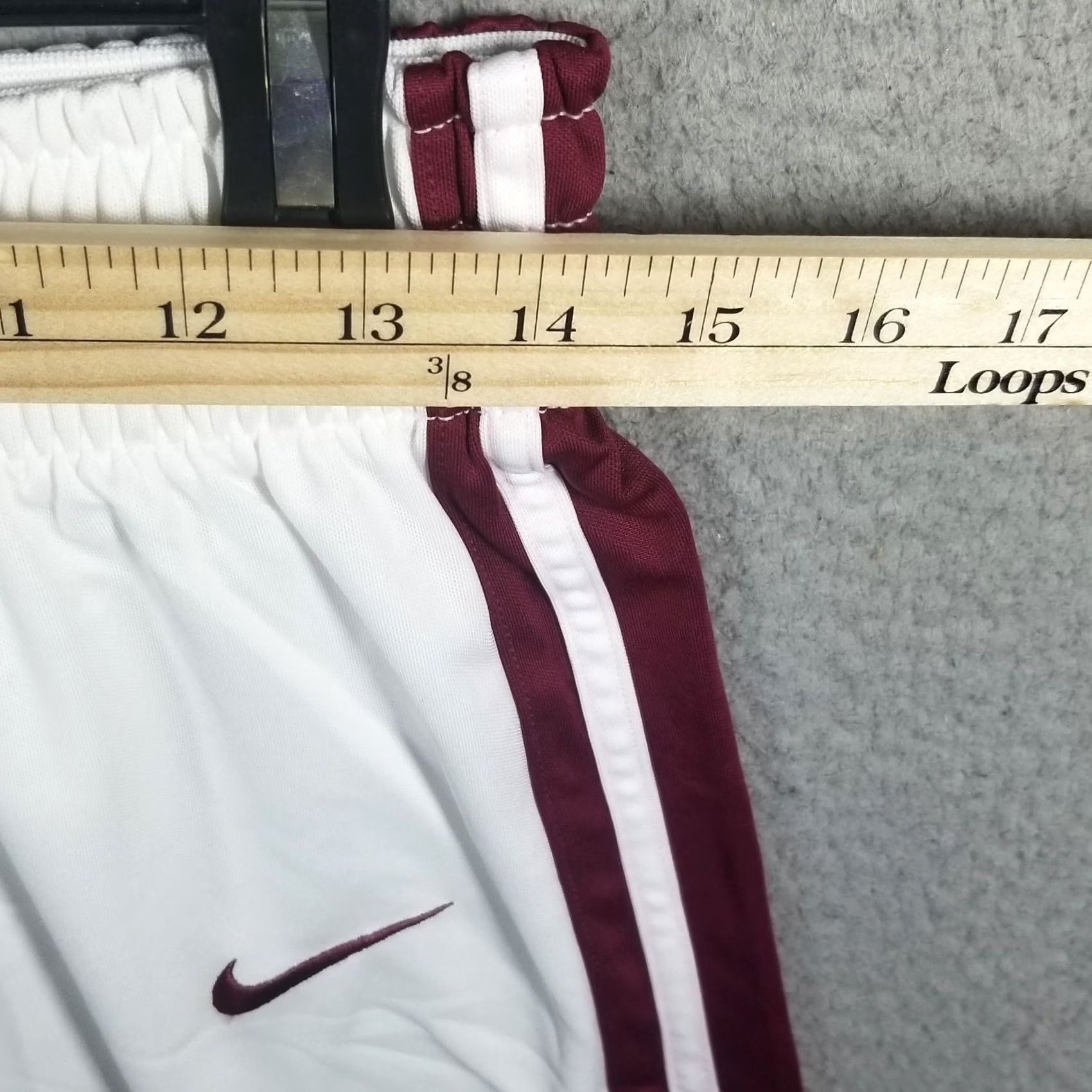 Nike Nike Basketball Shorts Men's Medium White Maroon Drawstrings Size US 31 - 4 Thumbnail