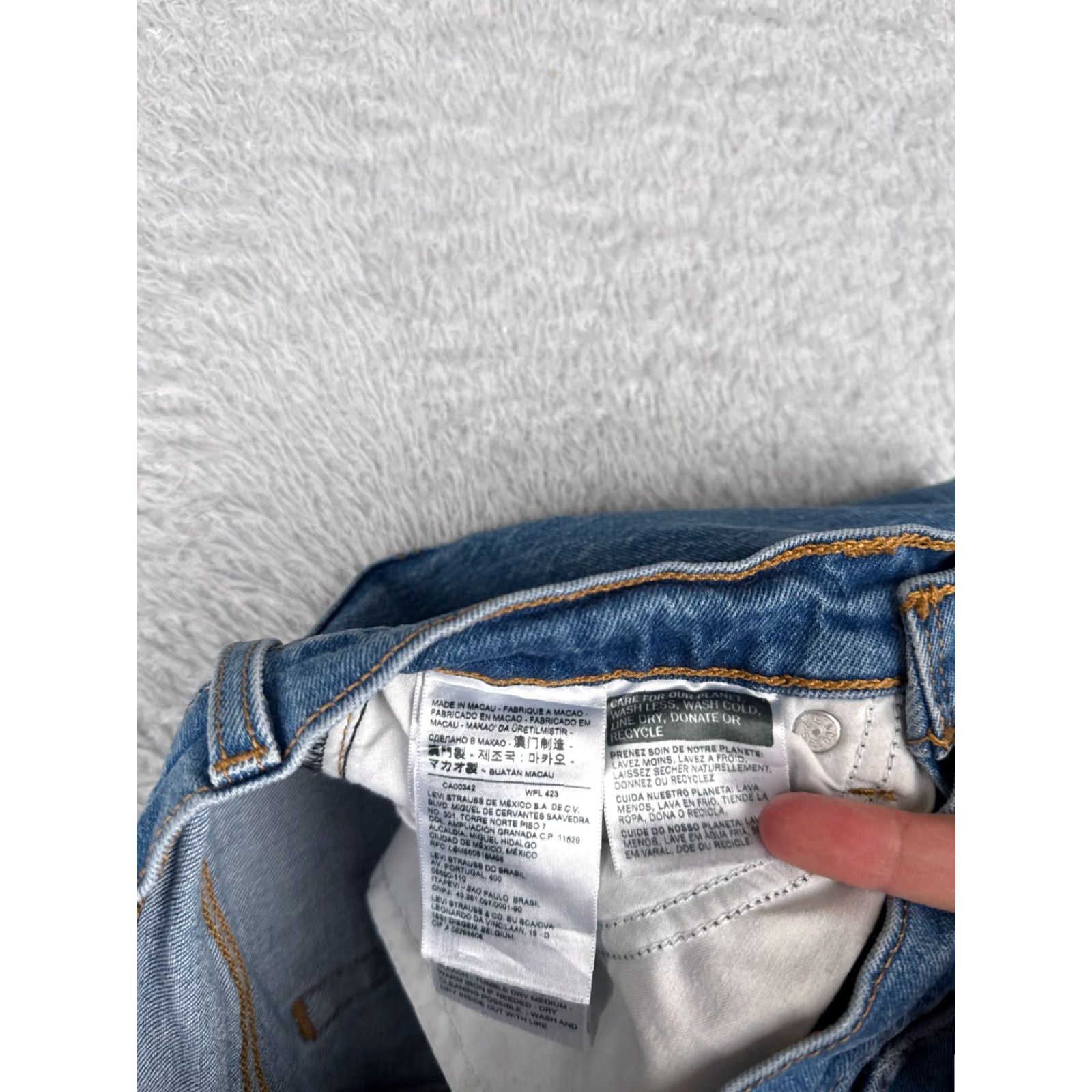Levi's Levis Premium Jeans Women 25 Blue Denim Wedgie Distressed Big E 25x26 Size 42" / US 20 - 7 Thumbnail