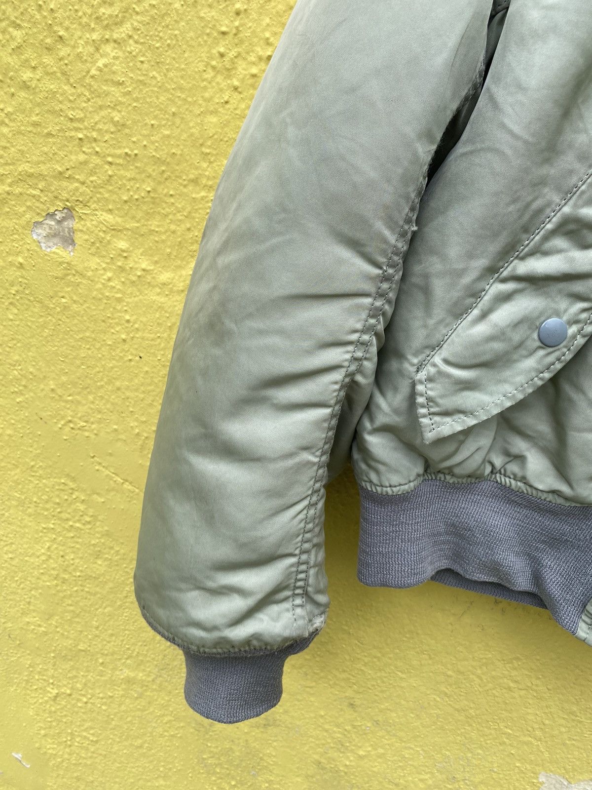 Alpha Industries Vintage ma-1 Alpha industries bomber jacket Size US M / EU 48-50 / 2 - 13 Thumbnail