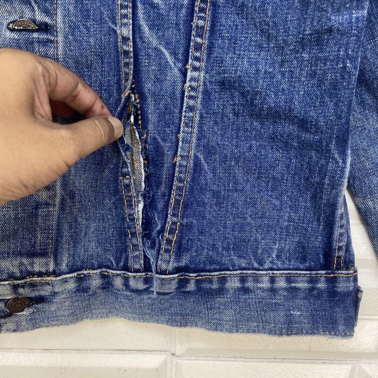 Levi's Vintage Clothing Vintage 60s #526 Levi’s Western Trucker Denim Jacket Size US XS / EU 42 / 0 - 5 Thumbnail