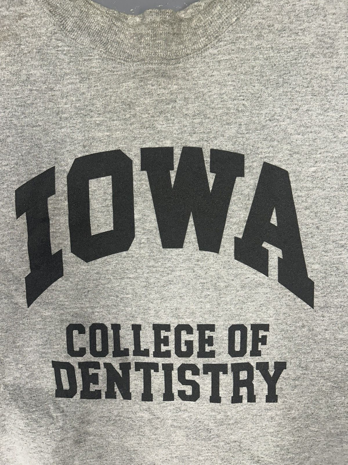 Vintage Crazy Vintage 90 Grey Iowa Dentistry Baggy Pullover Crewneck Size US XL / EU 56 / 4 - 2 Thumbnail