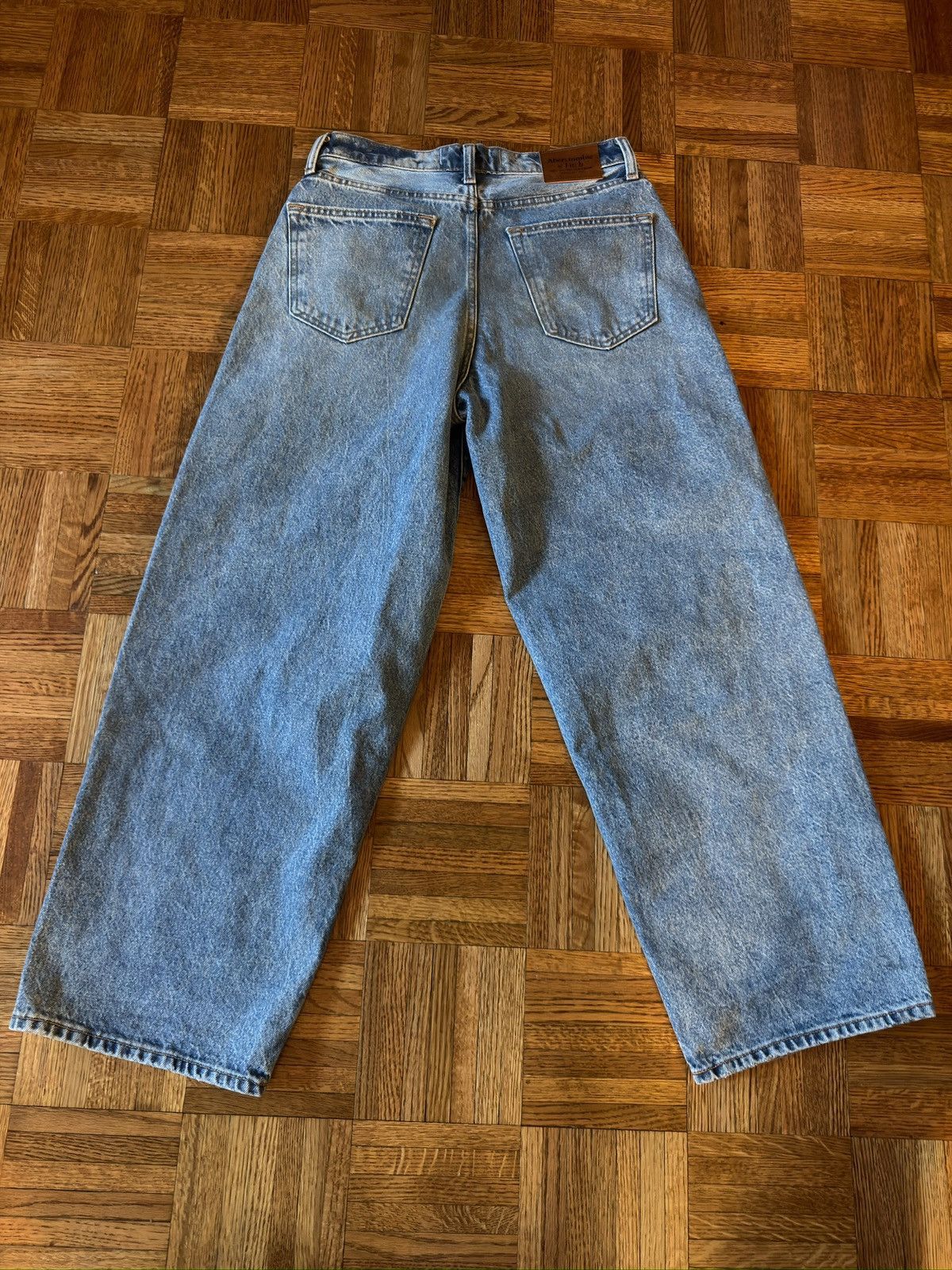 Abercrombie & Fitch Abercrombie & Fitch Ultra Baggy Jeans Medium Wash 30Wx30L Size US 30 / EU 46 - 2 Thumbnail