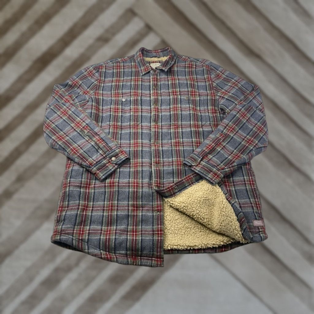 Vintage VINTAGEL.L. Bean Flannel Shirt Mens XLT Sherpa Lined Plaid Shacket Snap Size US XL / EU 56 / 4 - 1 Thumbnail