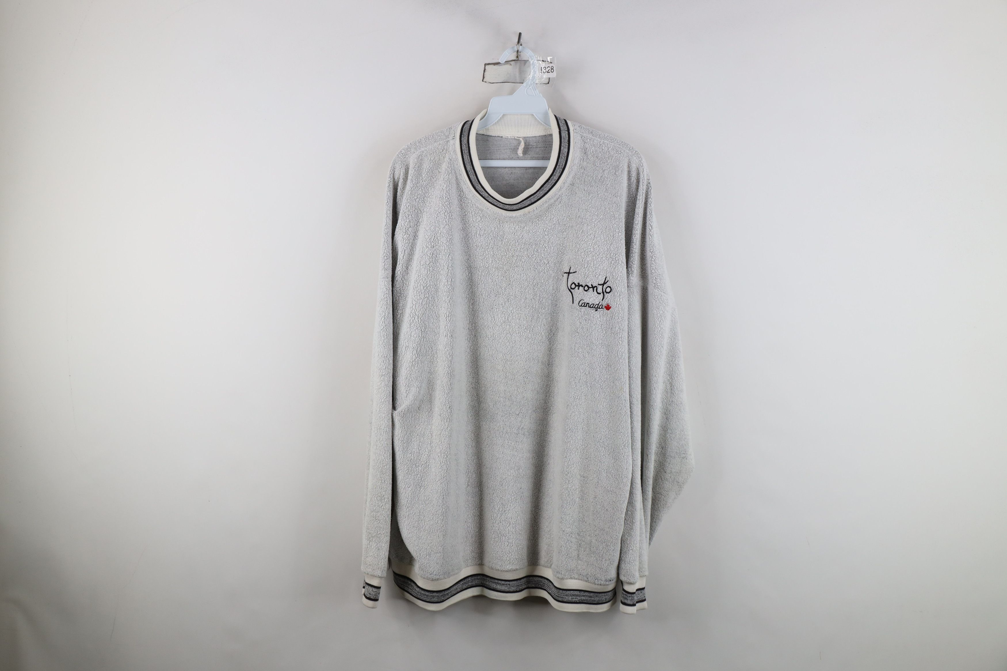 Vintage Vintage 90s Streetwear Thin Toronto Canada Fleece Sweatshirt Size US XXL / EU 58 / 5 - 1 Thumbnail