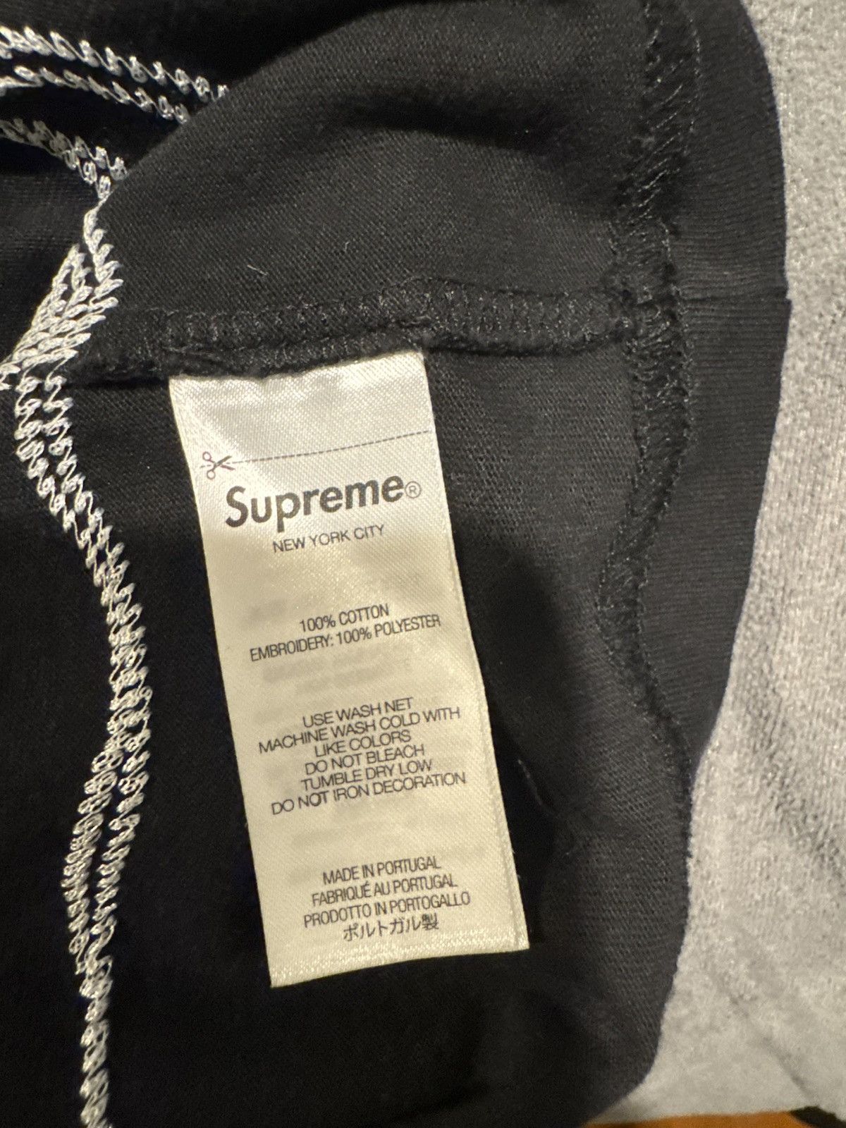 Supreme Supreme dragon embroided long sleeve size M new Size US M / EU 48-50 / 2 - 4 Thumbnail