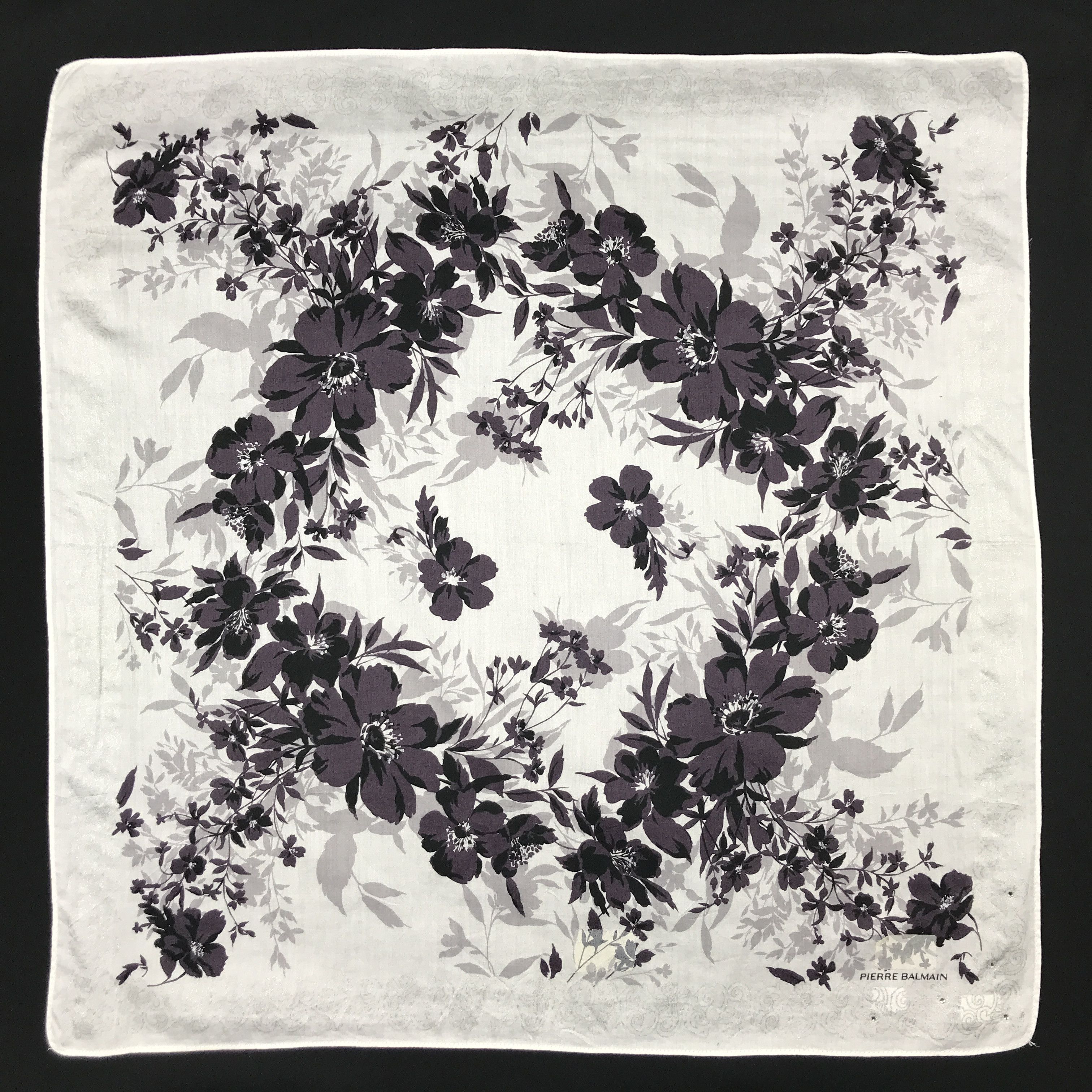 Designer × Pierre Balmain × Vintage Vintage Pierre Balmain Bandana Neckerchief Handkerchief Size ONE SIZE - 1 Thumbnail