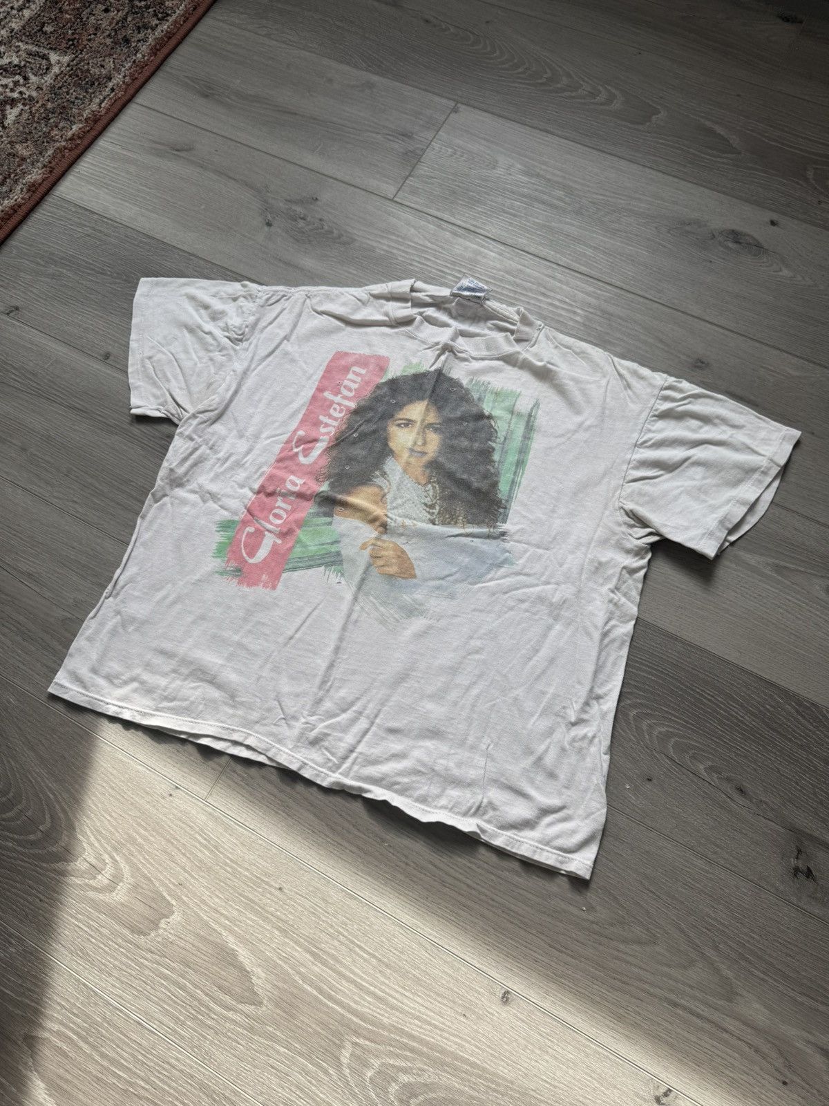 Vintage Gloria Estefan 1991 into the light tour Size US M / EU 48-50 / 2 - 1 Thumbnail