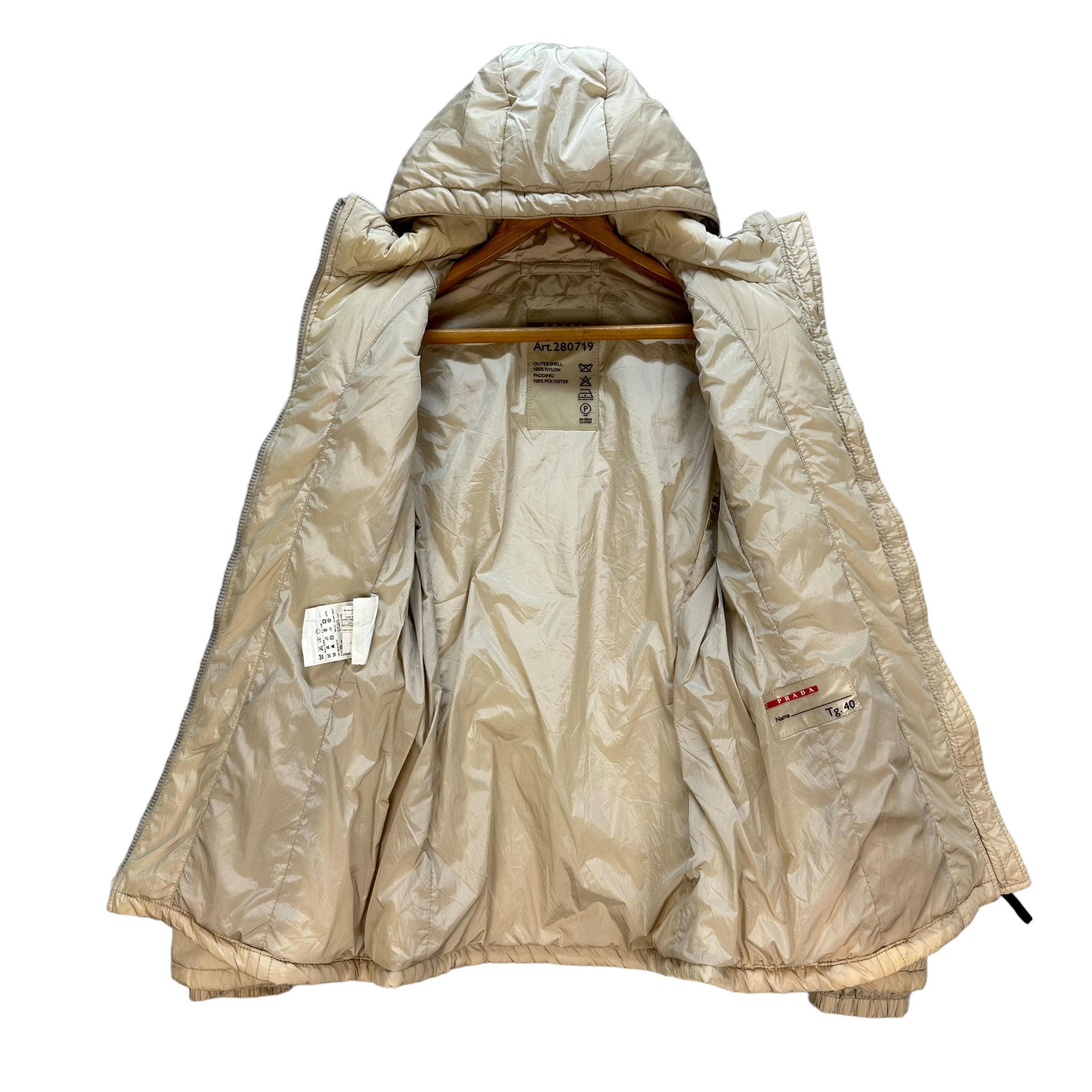Prada PRADA Hooded Belted Nylon Jacket #A18-0421 Size M / US 6-8 / IT 42-44 - 10 Thumbnail