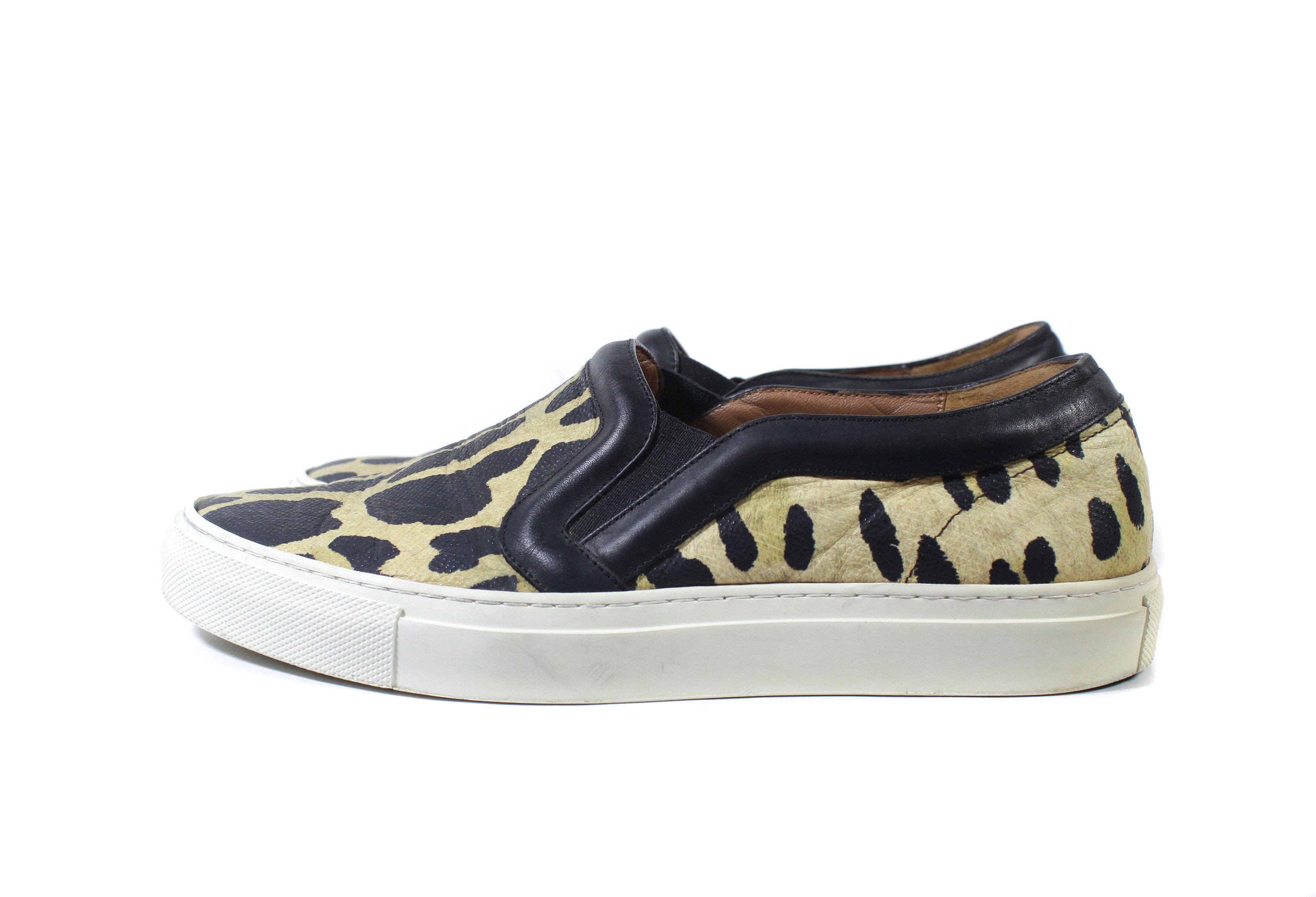 Tiger Camo Slipons