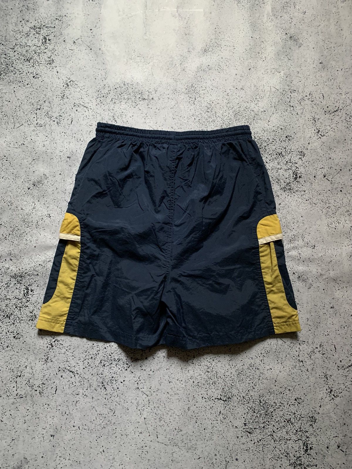 NBA × Nike × Vintage Vintage Nike NBA Shorts Nylon Drill Swoosh USA Y2K Tn Acg Size US 34 / EU 50 - 5 Thumbnail