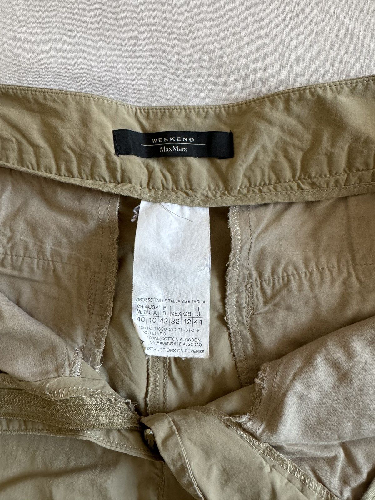 Weekend Max Mara Weekend MaxMara 10 Light Brown buckle waist straight pants Size 32" / US 10 / IT 46 - 7 Thumbnail