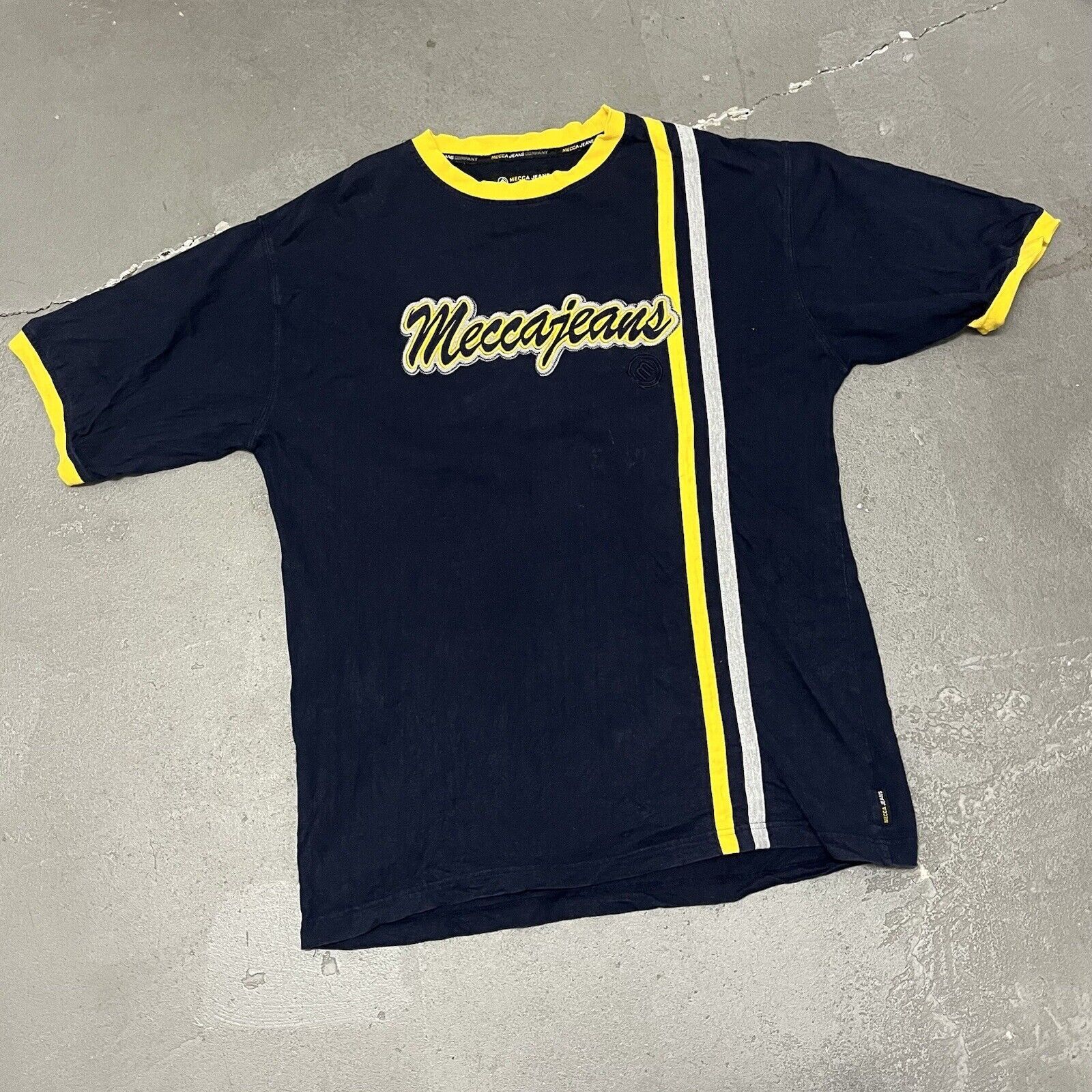 Mecca Vintage 2000’s Y2K Mecca Jeans SS Graphic T-shirt XL Navy Size US XL / EU 56 / 4 - 2 Thumbnail