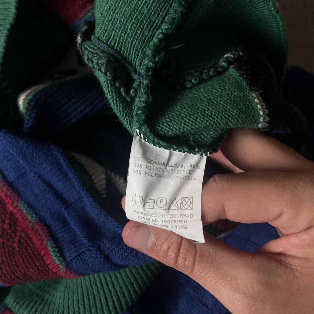 Coogi Vintage Coogi Style Knit Sweatr Buckle Size US L / EU 52-54 / 3 - 4 Thumbnail