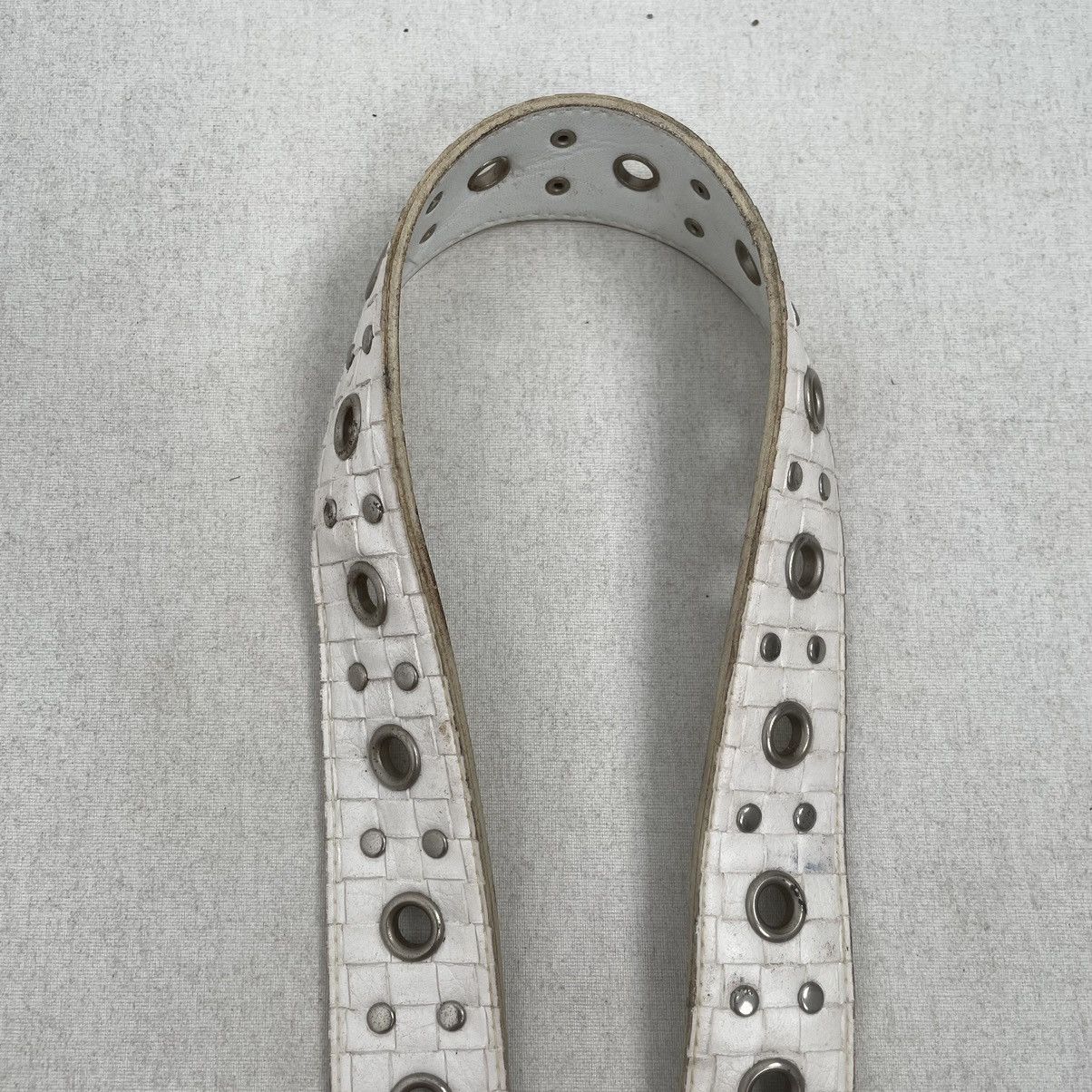 If Six Was Nine White single hooked belt nice design Size 40 - 2 Thumbnail