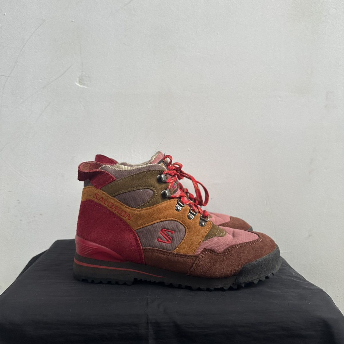 Salomon Vintage Salomon Hiking Boots adventure Size US 7.5 / EU 40-41 - 1 Thumbnail