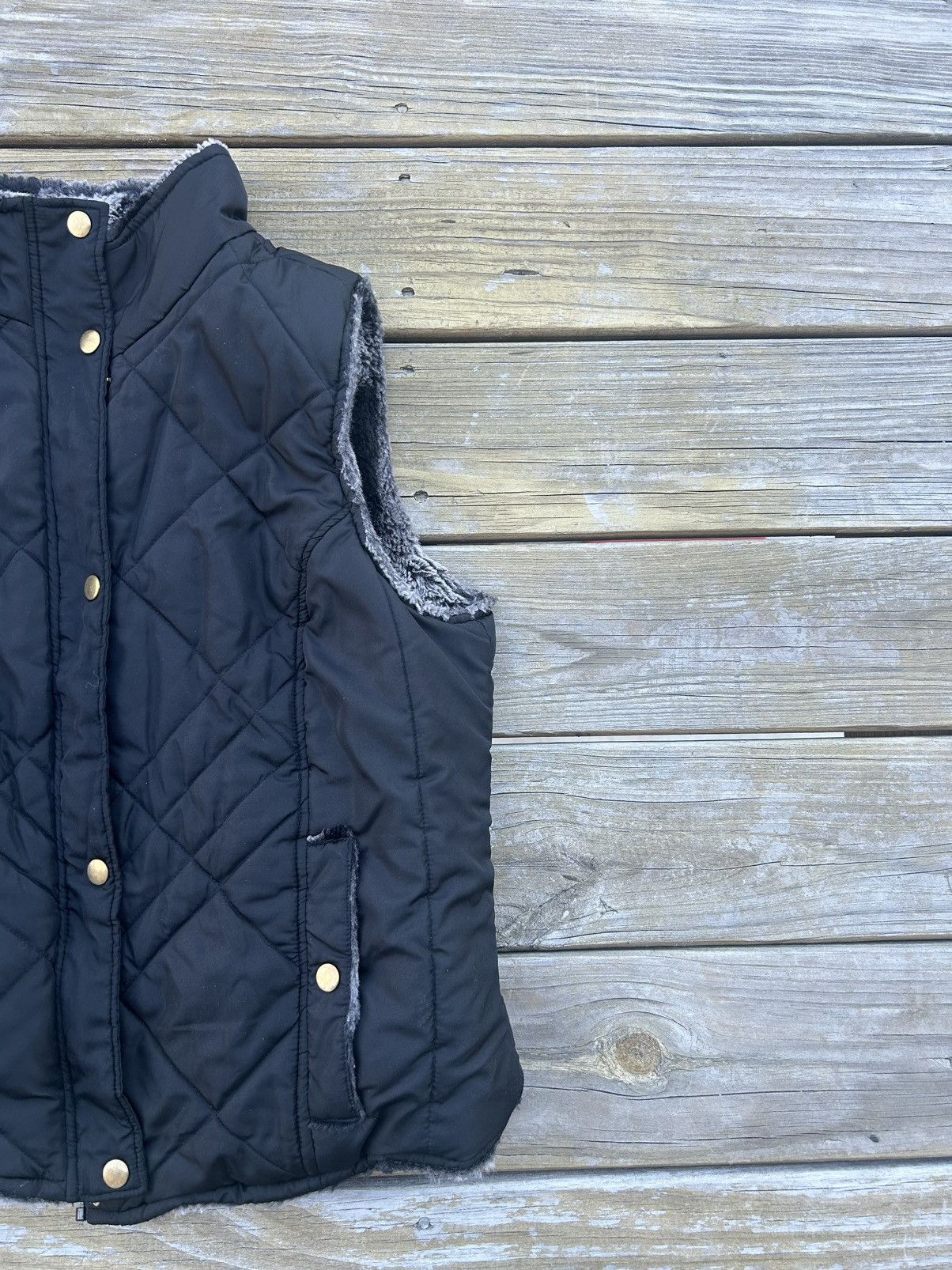 Other Luxe Diamond Quilted Vest | Faux Fur Lined | Gold Details Size US M / EU 48-50 / 2 - 2 Thumbnail