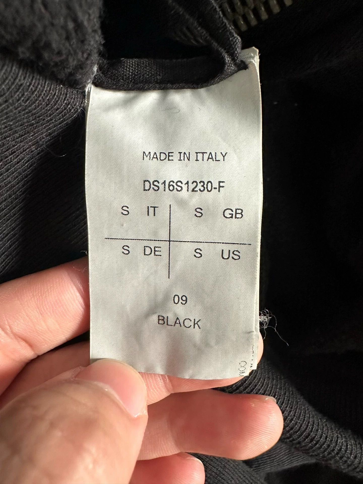 Rick Owens Rick Owens Women's Wizard Hat Short S Size S / US 4 / IT 40 - 6 Thumbnail