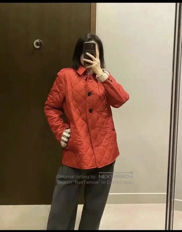 Burberry Burberry Red Quilted Cotton Short Coat. Size S / US 4 / IT 40 - 6 Thumbnail
