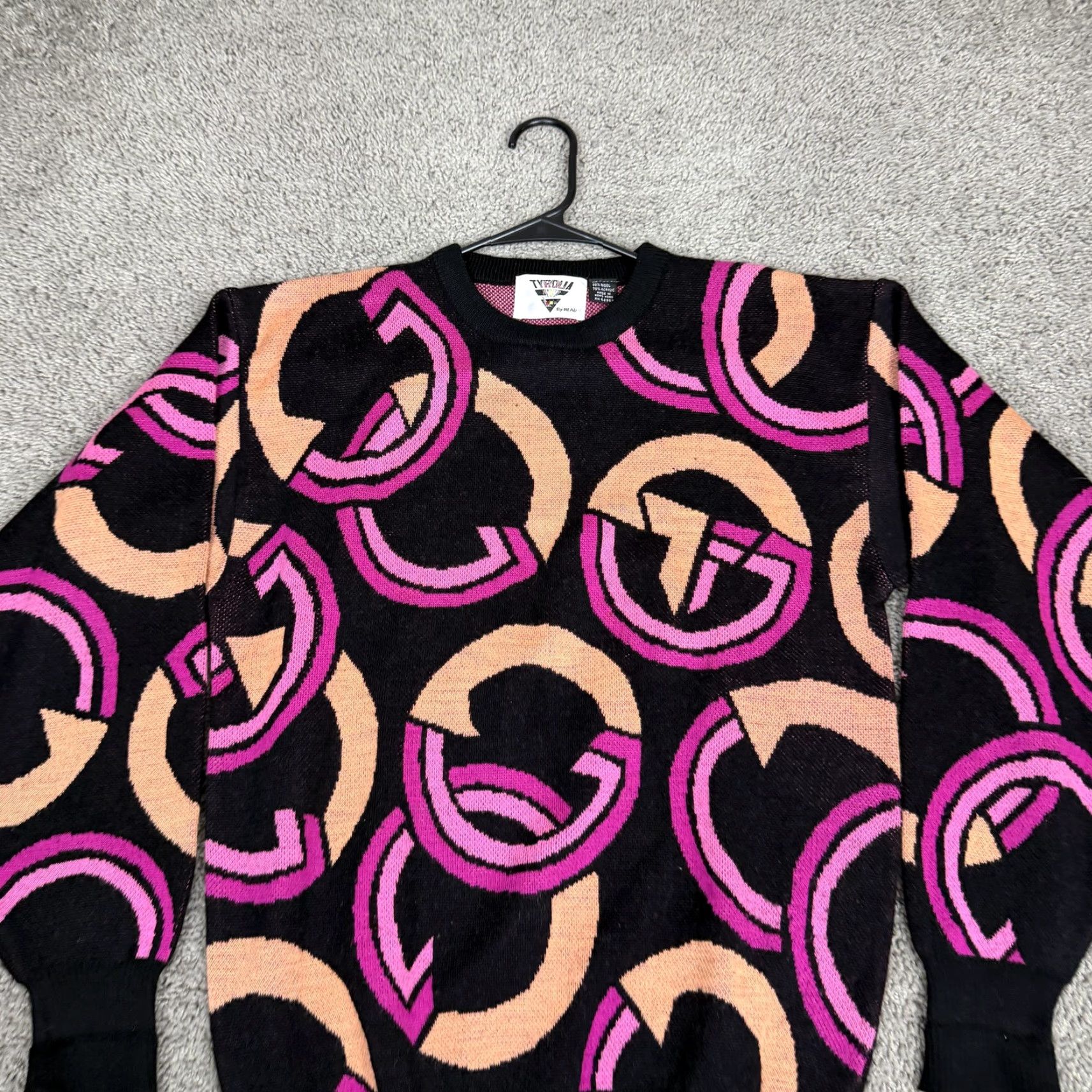 Vintage VINTAGE Tyrolia by HEAD Sweater Mens M Black Graphic Knit Pullover 80s Size US M / EU 48-50 / 2 - 3 Thumbnail