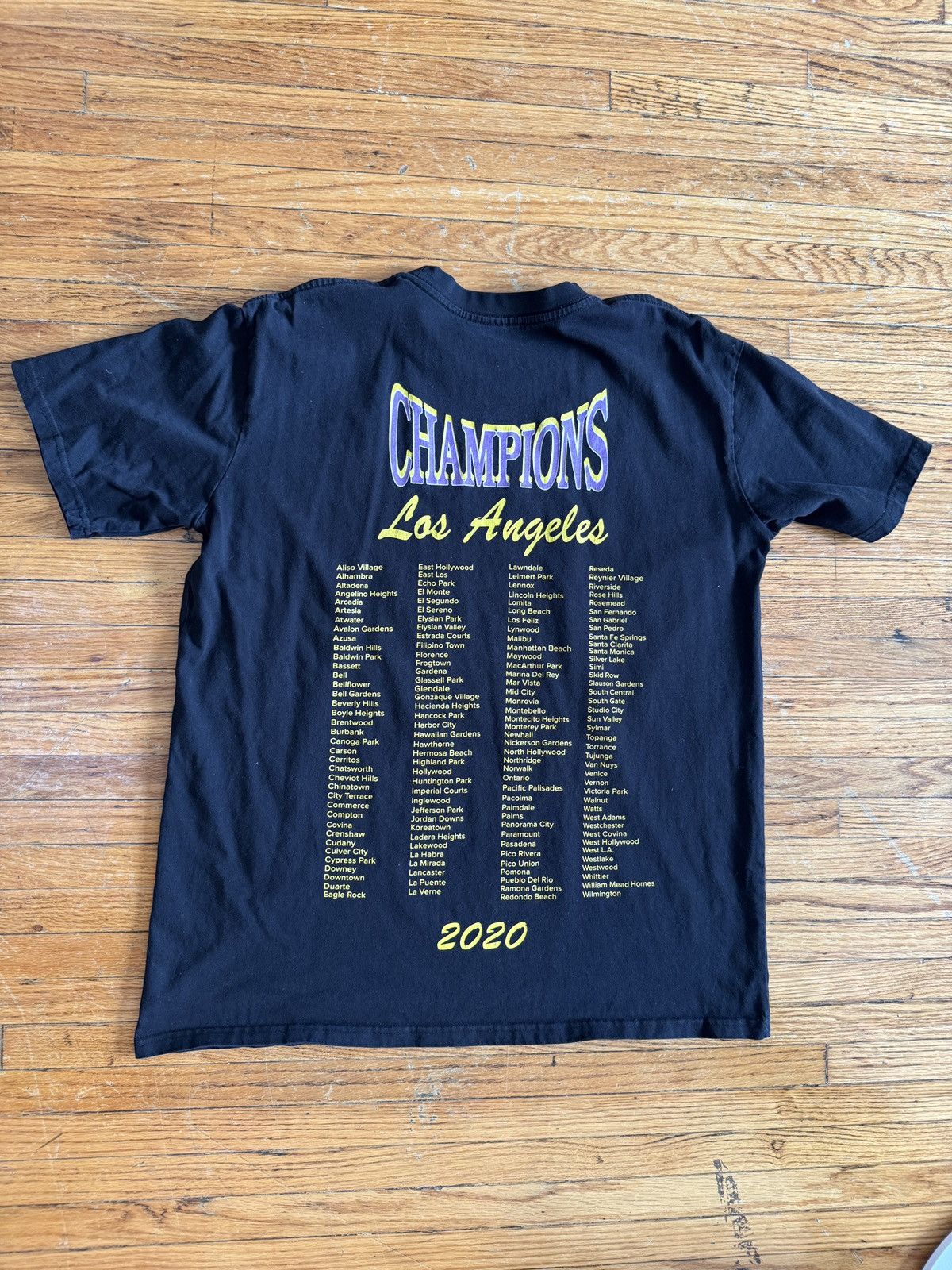 Born X Raised × NBA Born X Raised Lakers 2020 Championship Shirt Size US L / EU 52-54 / 3 - 3 Thumbnail