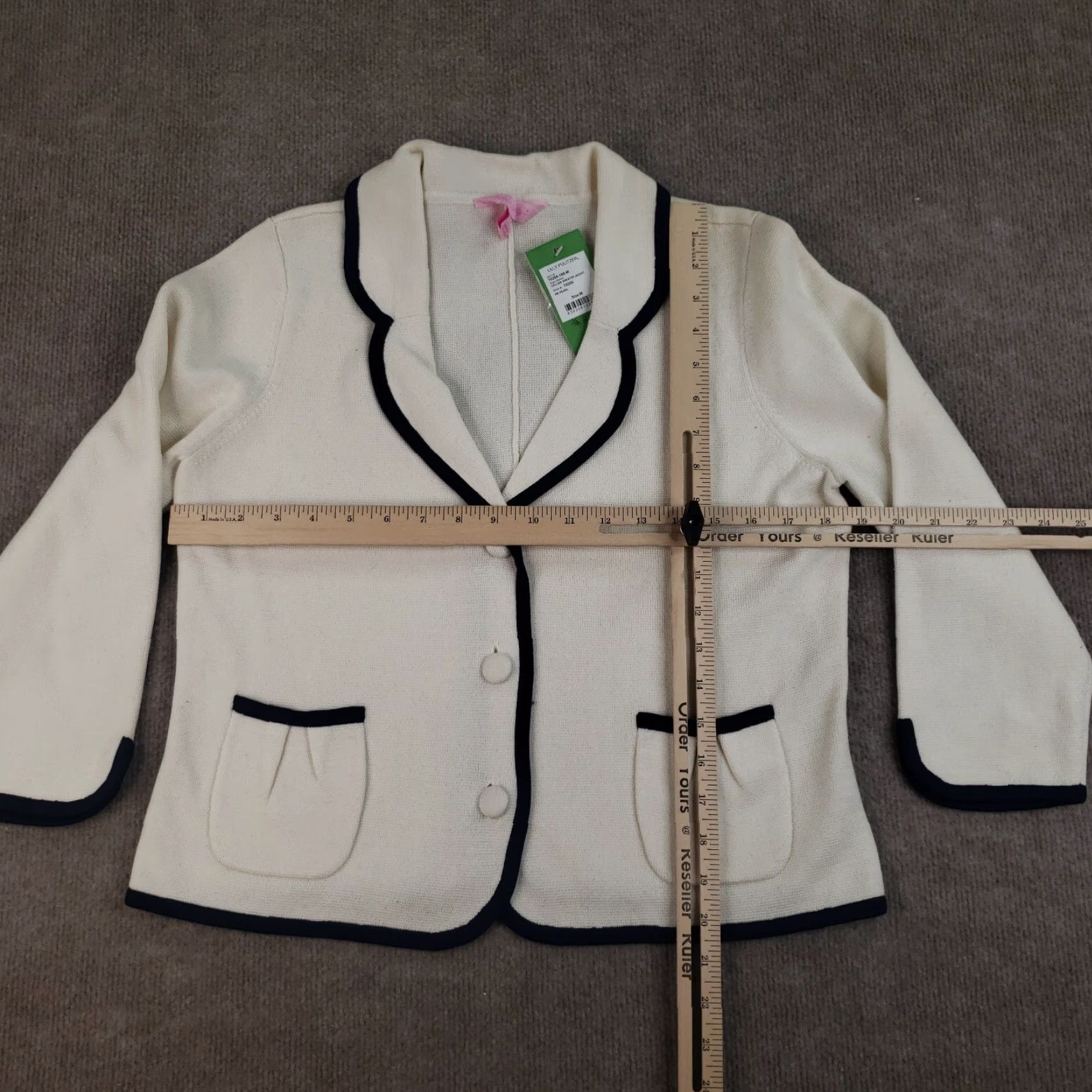 Lilly Pulitzer Lilly Pulitzer Collier Sweater Jacket Womens Medium Antique White Button Pocket Size M / US 6-8 / IT 42-44 - 2 Thumbnail