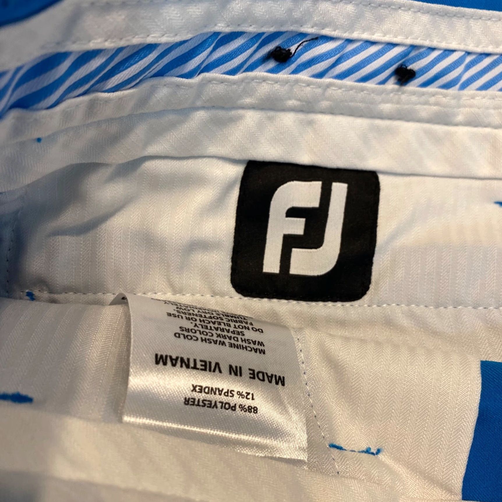 Footjoy FootJoy Shorts Mens 34 Blue Maryland Golf CC 9.5" Chino Logo Stretch Flat Front 5-Pocket Regular Waist Blue Pattern Outdoor Sports Mens Size US 34 / EU 50 - 4 Thumbnail