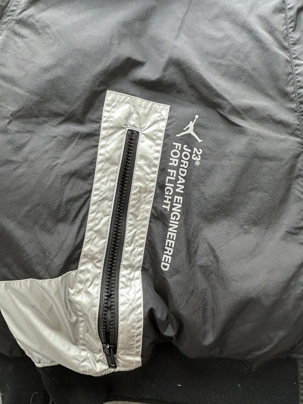 Jordan Brand Jordan Brand 23 Engineered MA-1 Bomber Jacket Down Fill Size US XL / EU 56 / 4 - 2 Thumbnail