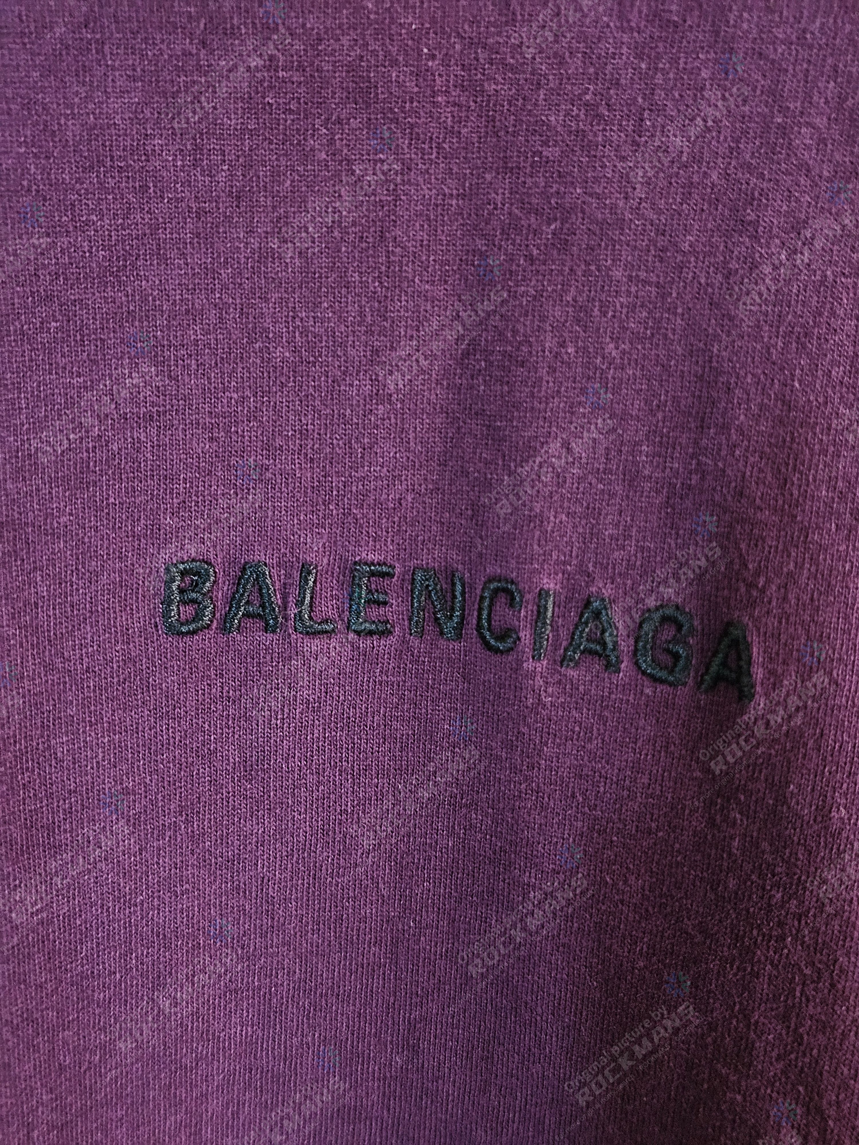 Balenciaga balenciaga burgundy short sleeve logo os t-shirt size L Size US L / EU 52-54 / 3 - 2 Thumbnail