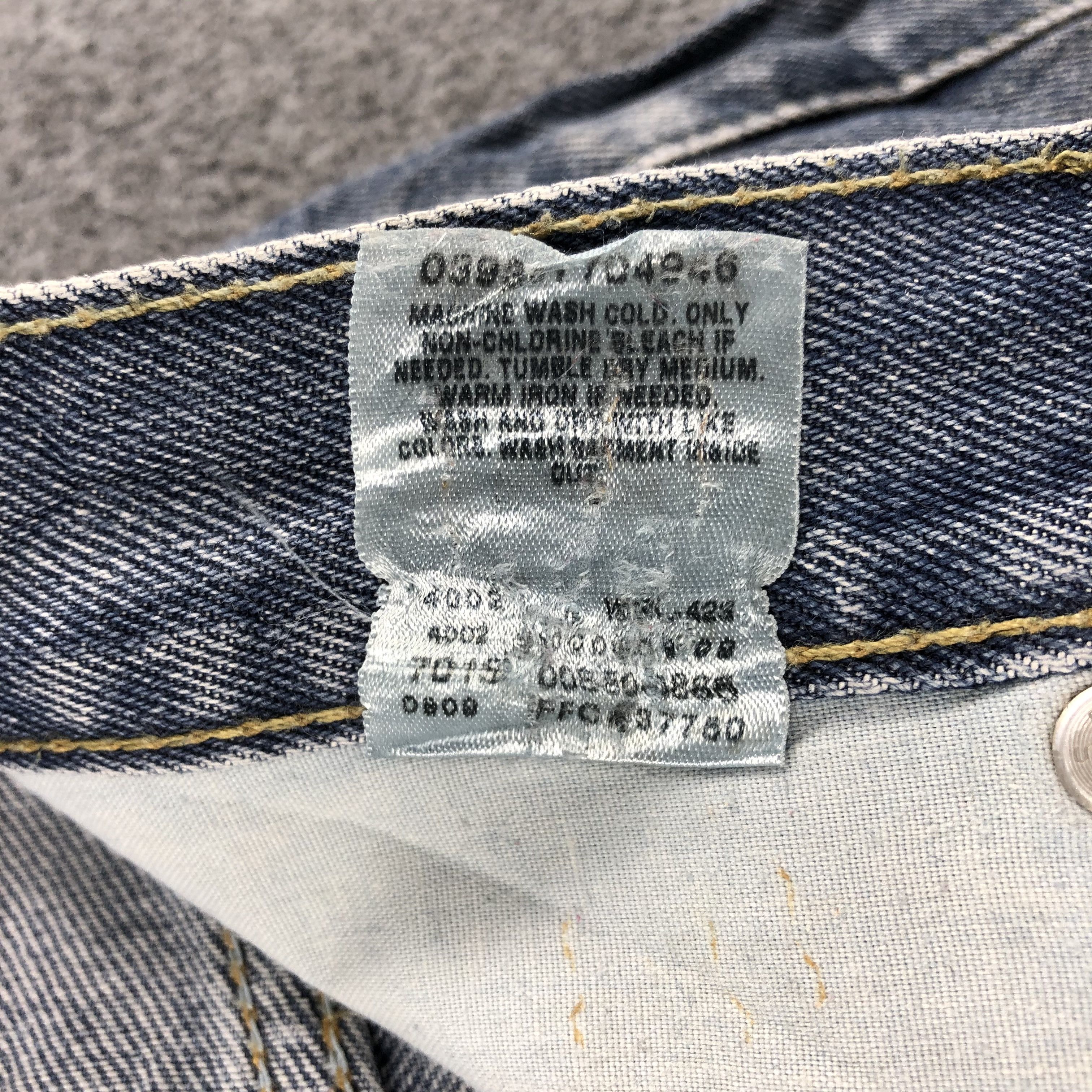 Levi's Vintage Blue Wash Levis 550 Jeans-J2539 Size US 37 - 12 Thumbnail