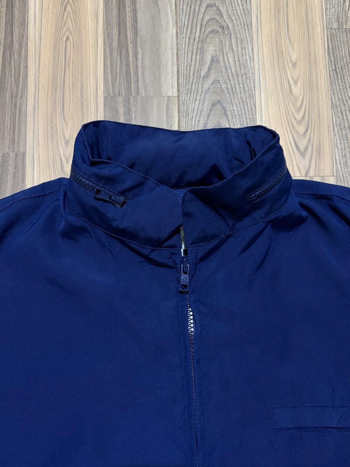 Armani VINTAGE ARMANI JEANS HIDDEN HOODIE JACKET Size US L / EU 52-54 / 3 - 2 Thumbnail