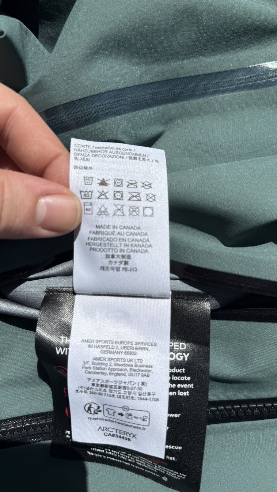 Arc'teryx Alpha SV Size US L / EU 52-54 / 3 - 4 Thumbnail