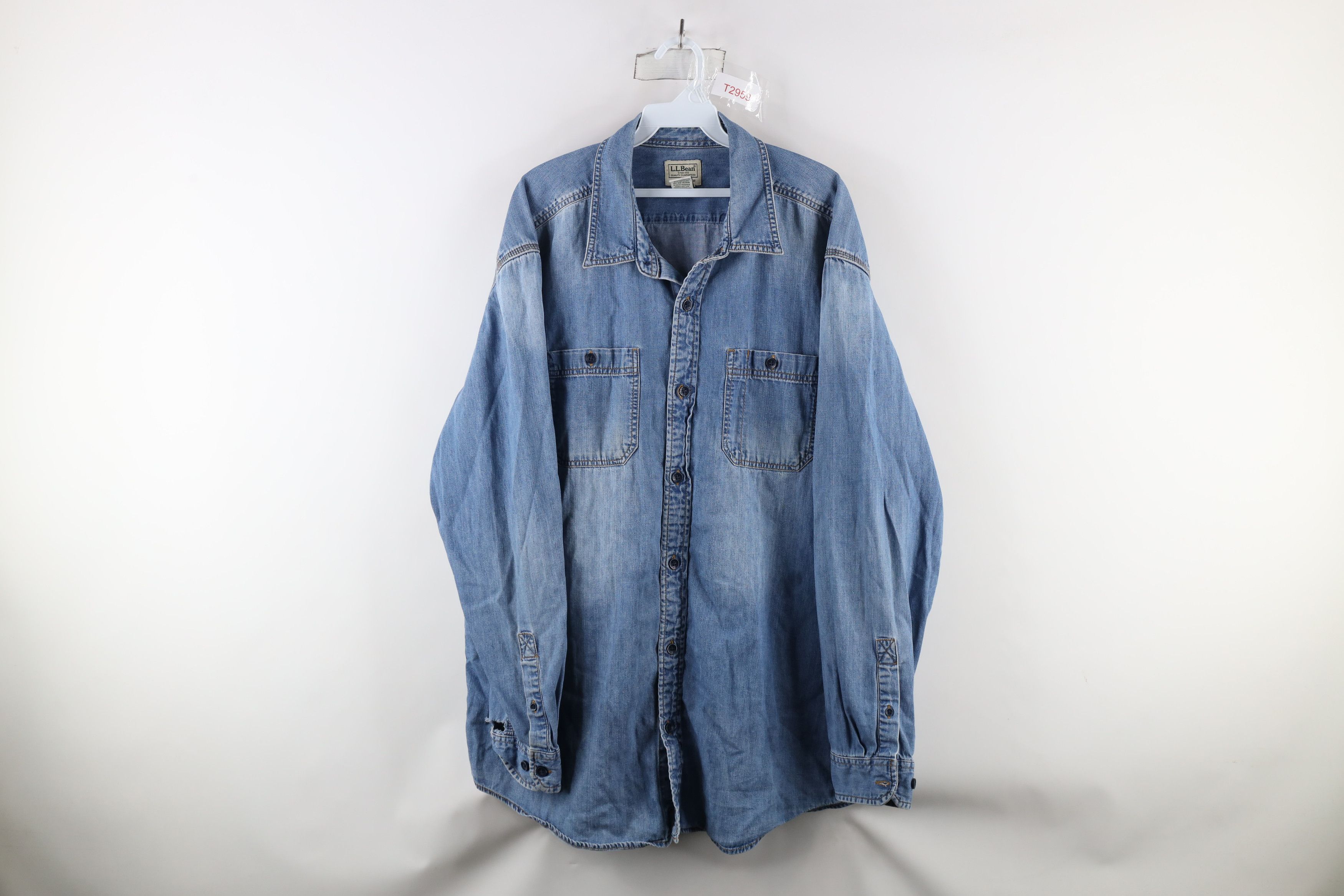 L.L. Bean × Vintage Vintage LL Bean Double Pocket Denim Jean Button Shirt Blue Size US XL / EU 56 / 4 - 1 Thumbnail