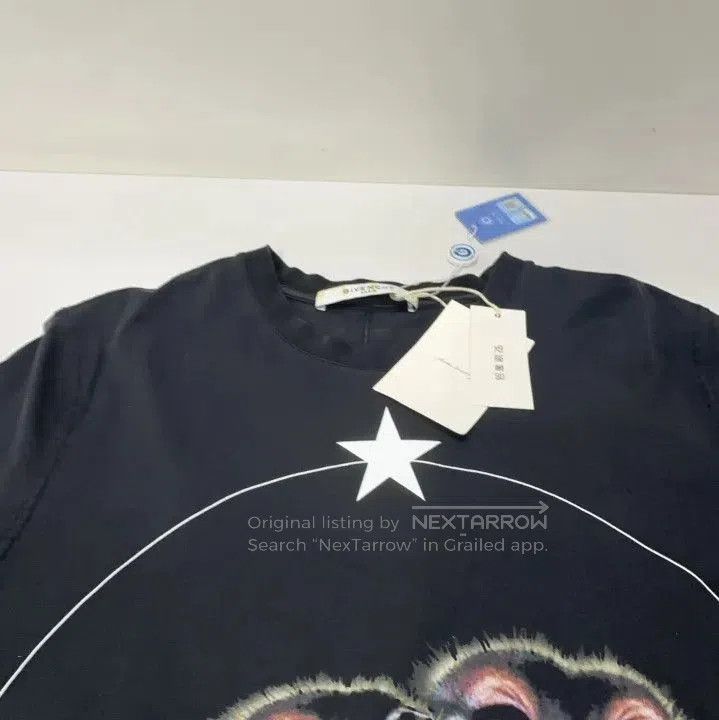 Givenchy Givenchy Gorilla Graphic Short Sleeve T-Shirt. Size US M / EU 48-50 / 2 - 4 Thumbnail