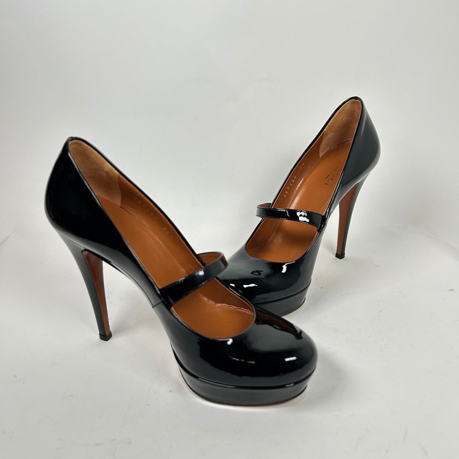 Gucci Gucci Black Patent Leather Mary Janes Size 36.5 Size US 6.5 / IT 36.5 - 5 Thumbnail