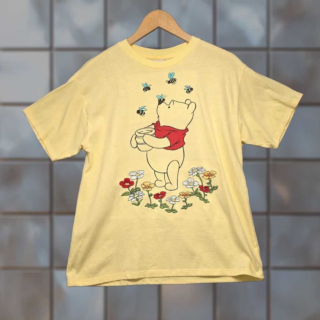 Disney Disney Winnie The Pooh T Shirt Womens Medium Yellow Embroidered Size M / US 6-8 / IT 42-44 - 1 Thumbnail
