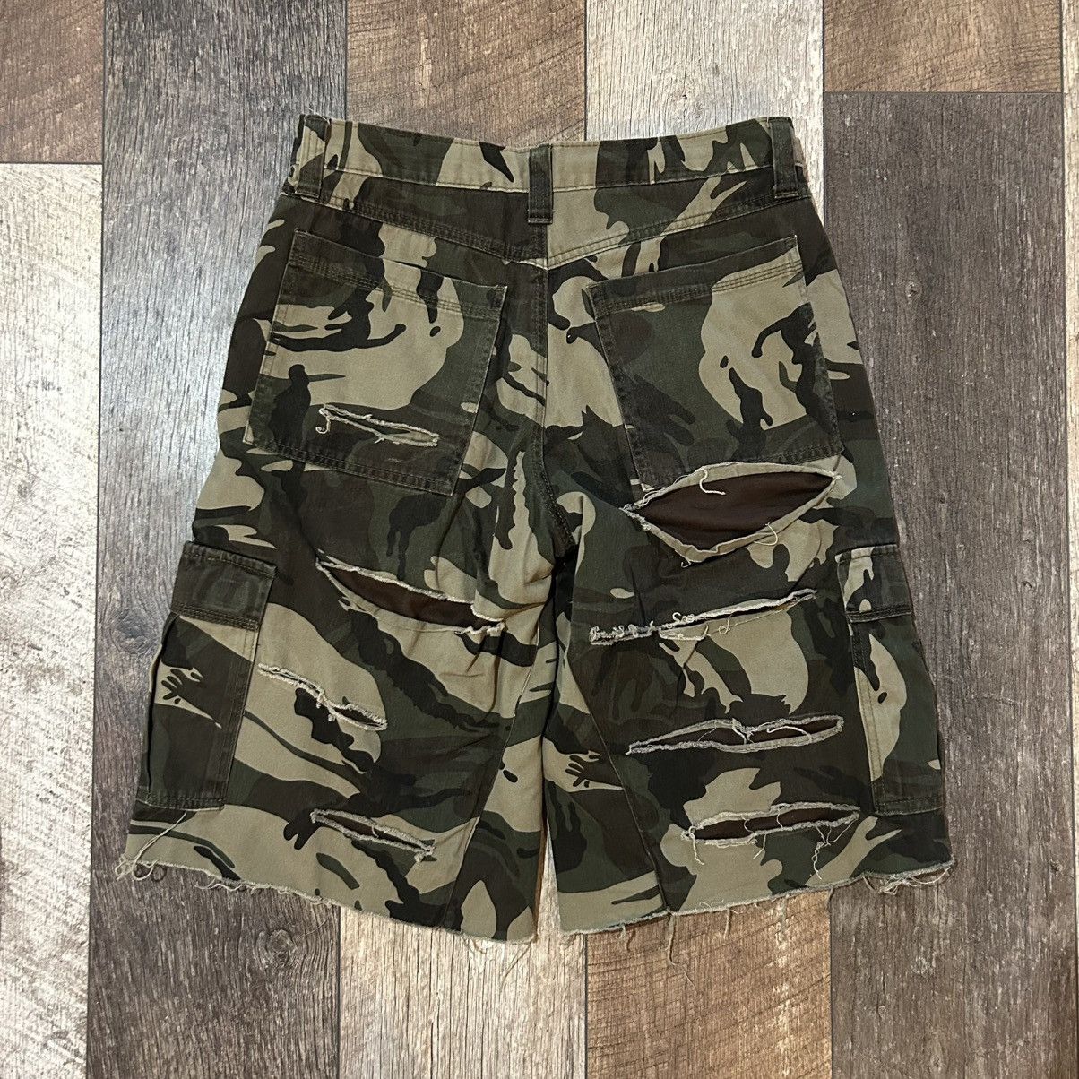 Handmade Camo Reworked Short Size US 30 / EU 46 - 2 Thumbnail