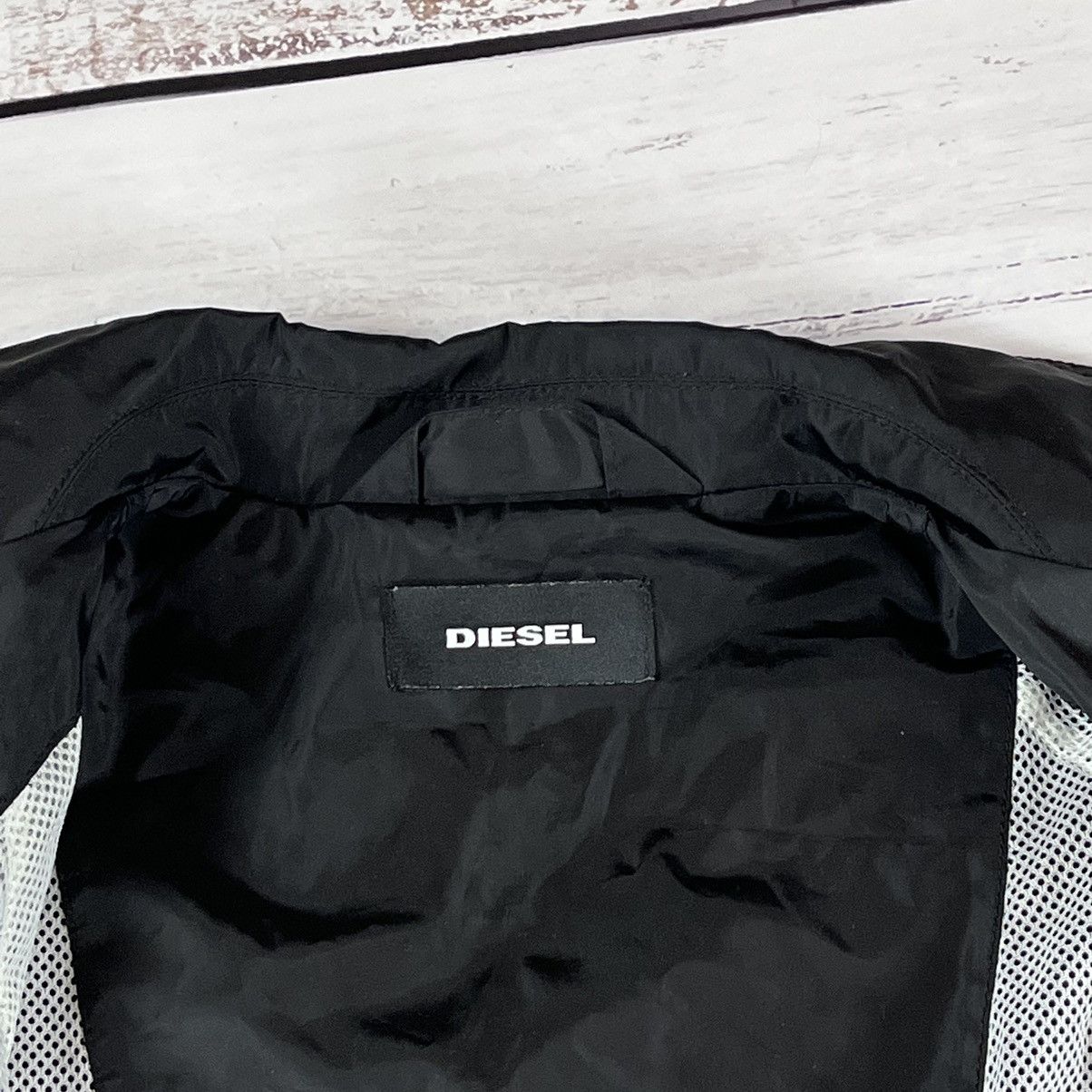 Diesel Windbreaker Diesel J-Akito Relahed Fit Black Zip Jacket Y2K Size US S / EU 44-46 / 1 - 16 Thumbnail