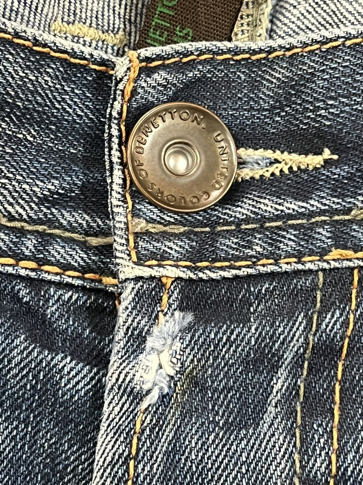 14th Addiction Vintage Benetton Regulare Ripped Grunge Distresses Denim Size US 34 / EU 50 - 9 Thumbnail