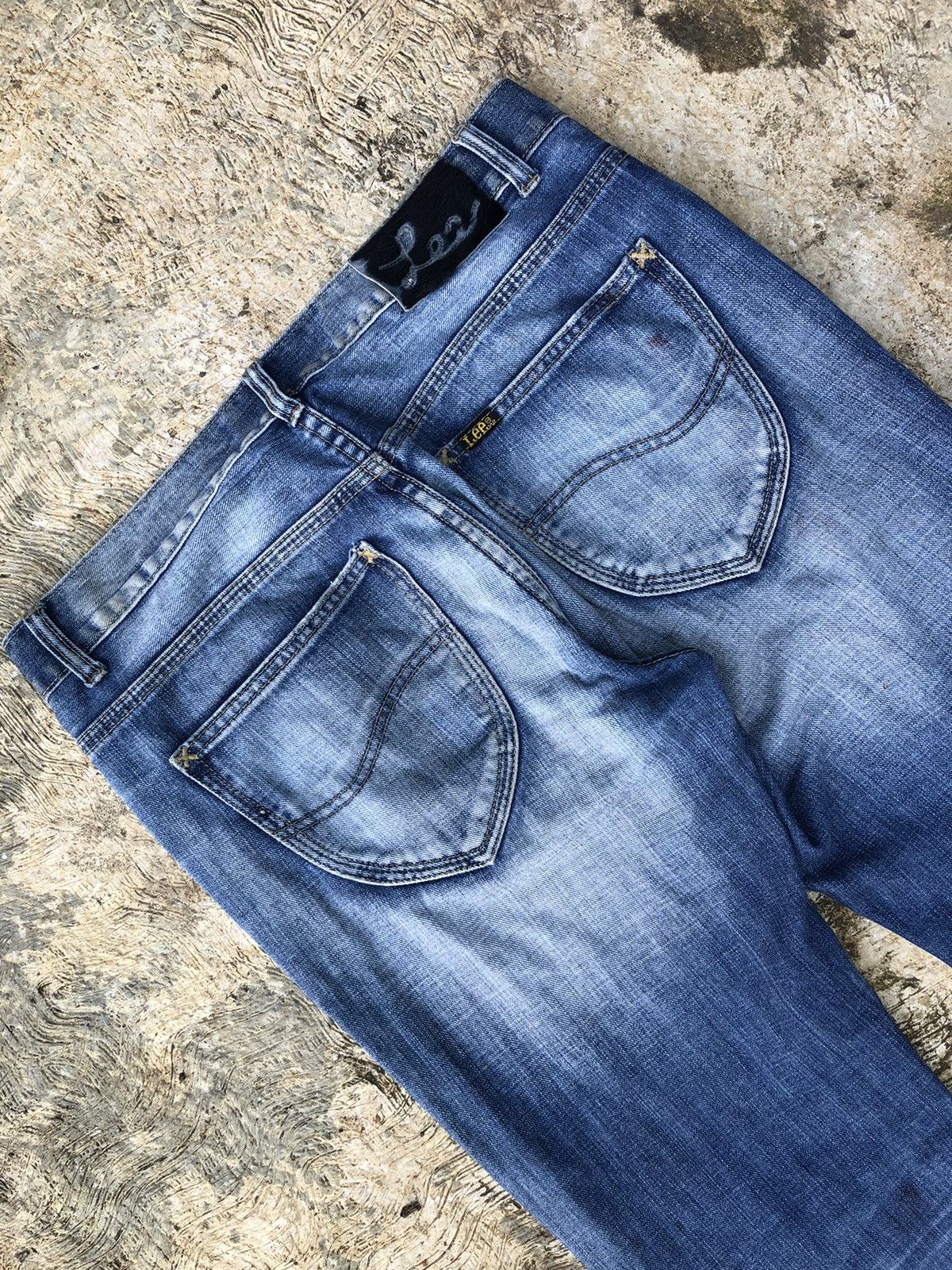 Lee LEE Riders Size US 33 - 9 Thumbnail